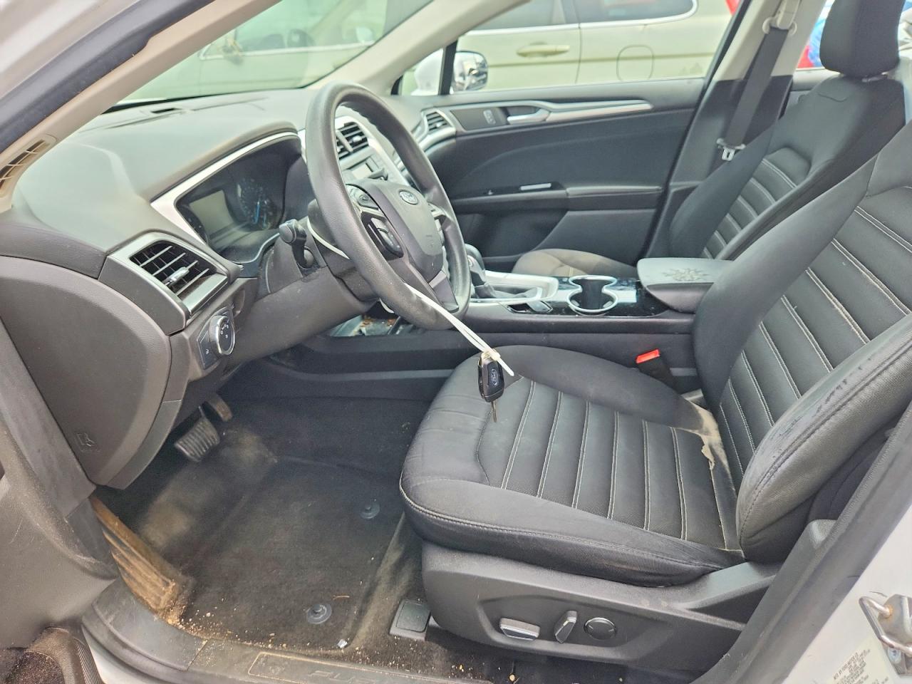 2015 Ford Fusion Se White vin: 1FA6P0H76F5129188