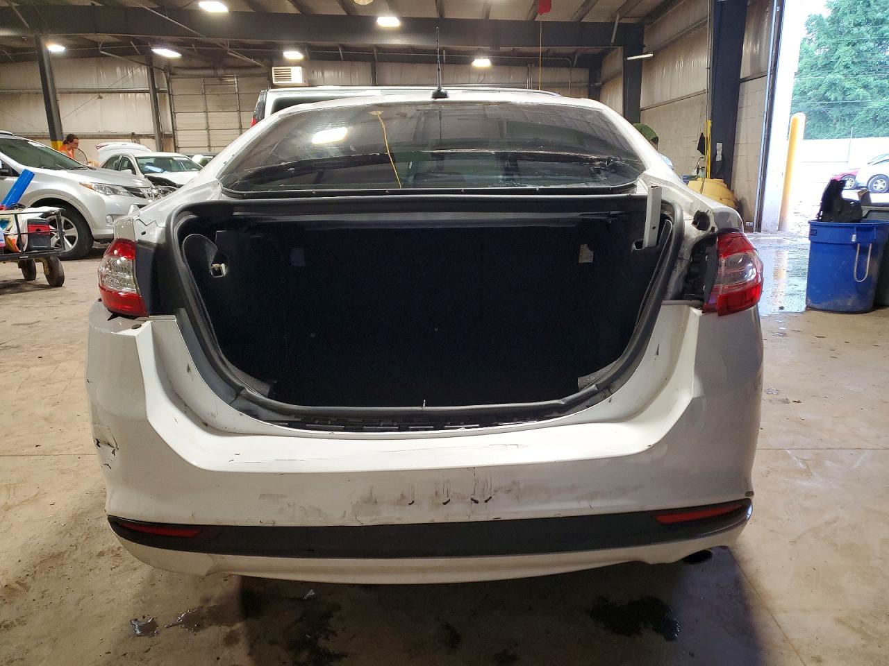 2015 Ford Fusion Se White vin: 1FA6P0H77F5101464