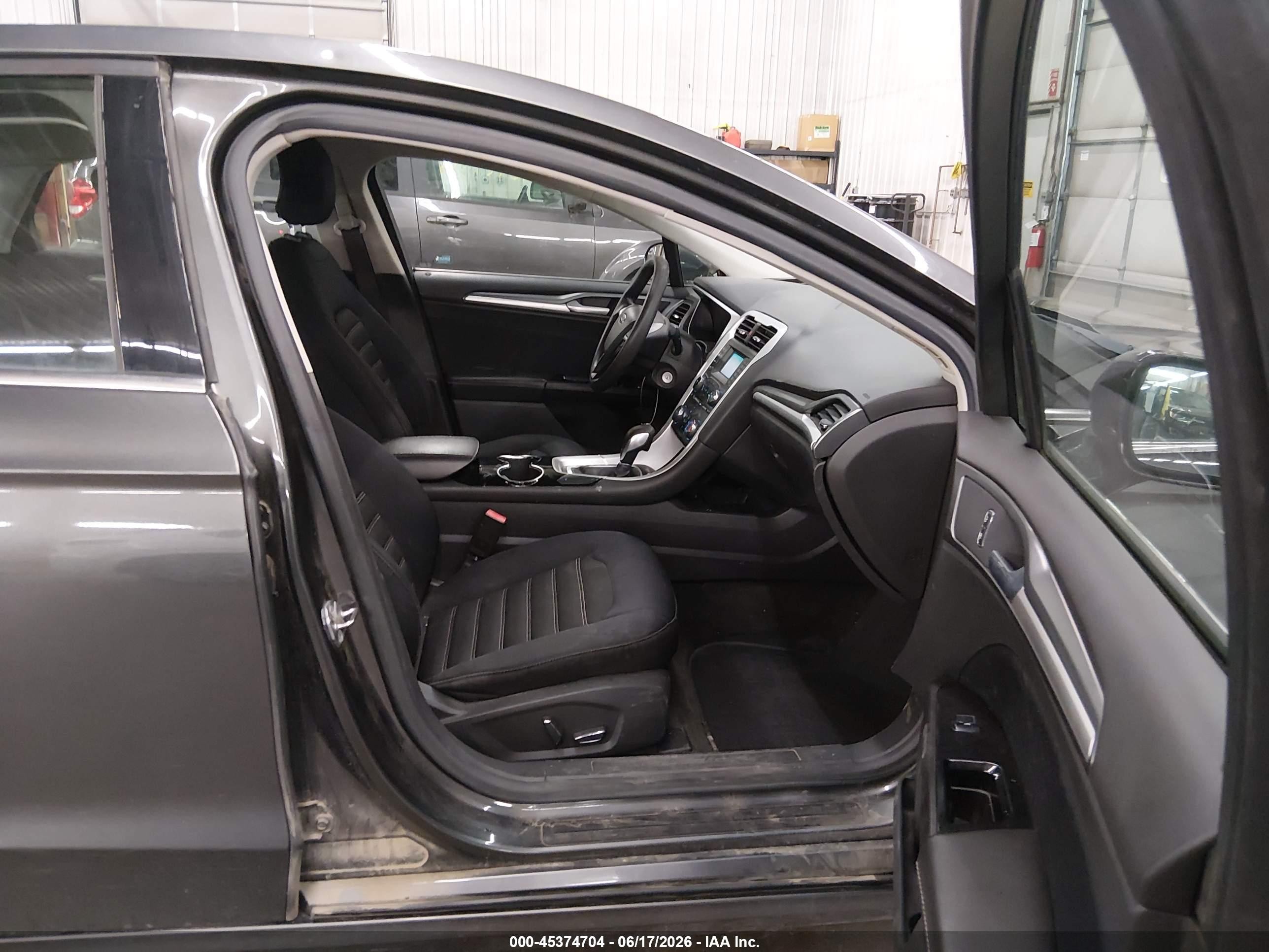 2015 Ford Fusion Se Gray vin: 1FA6P0H77F5120208