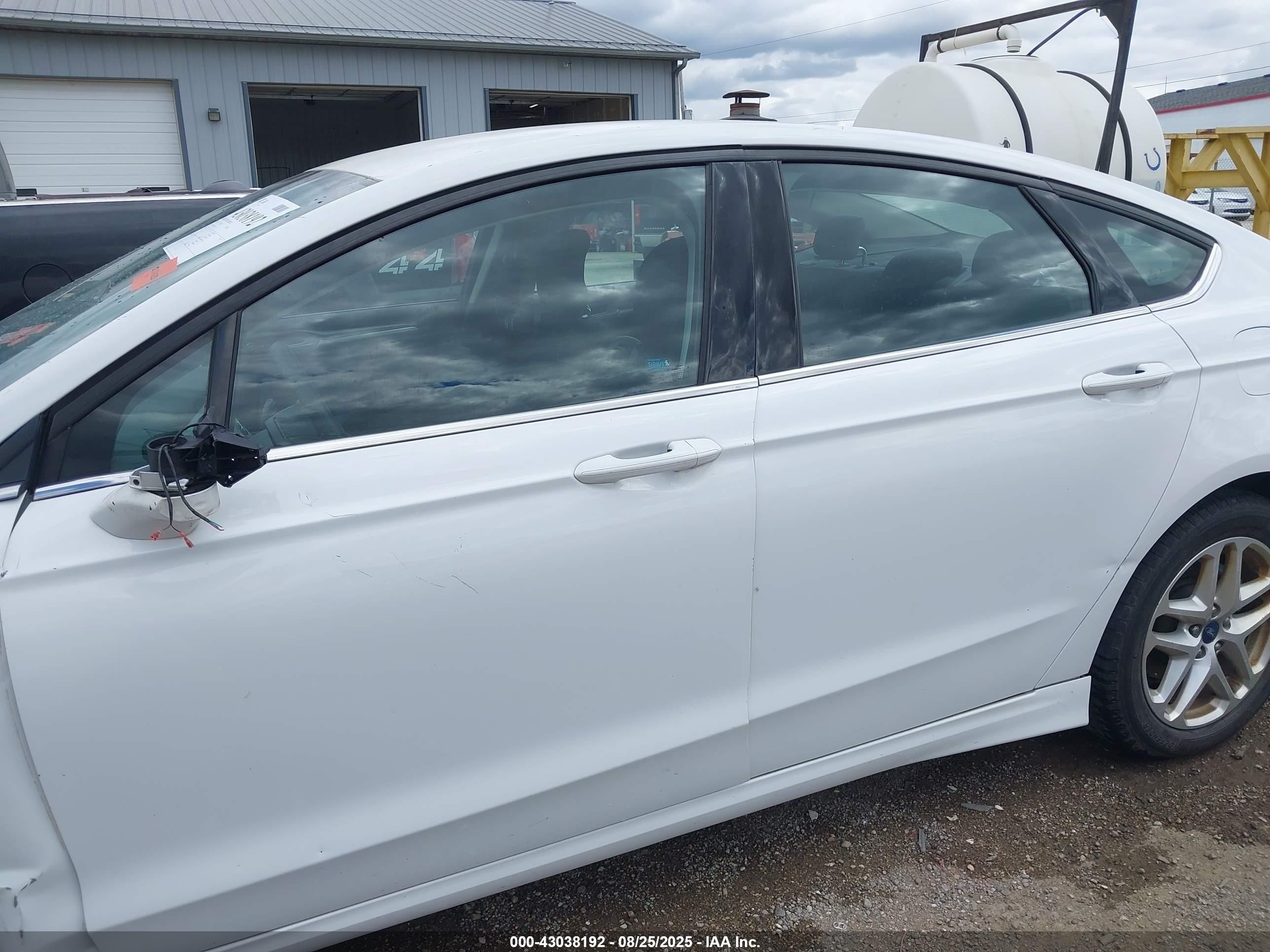 2014 Ford Fusion Se White vin: 1FA6P0H78E5373259