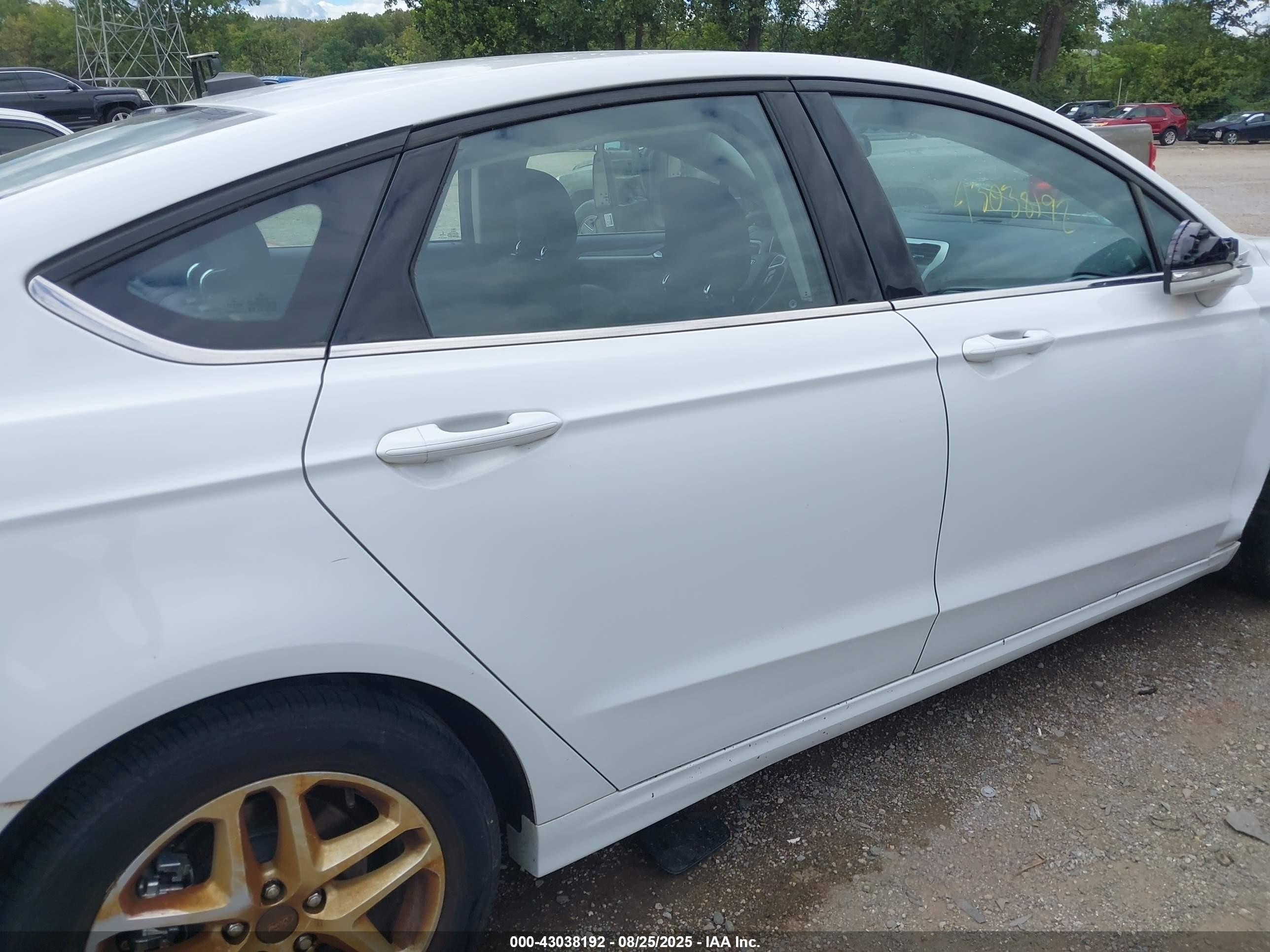 2014 Ford Fusion Se White vin: 1FA6P0H78E5373259