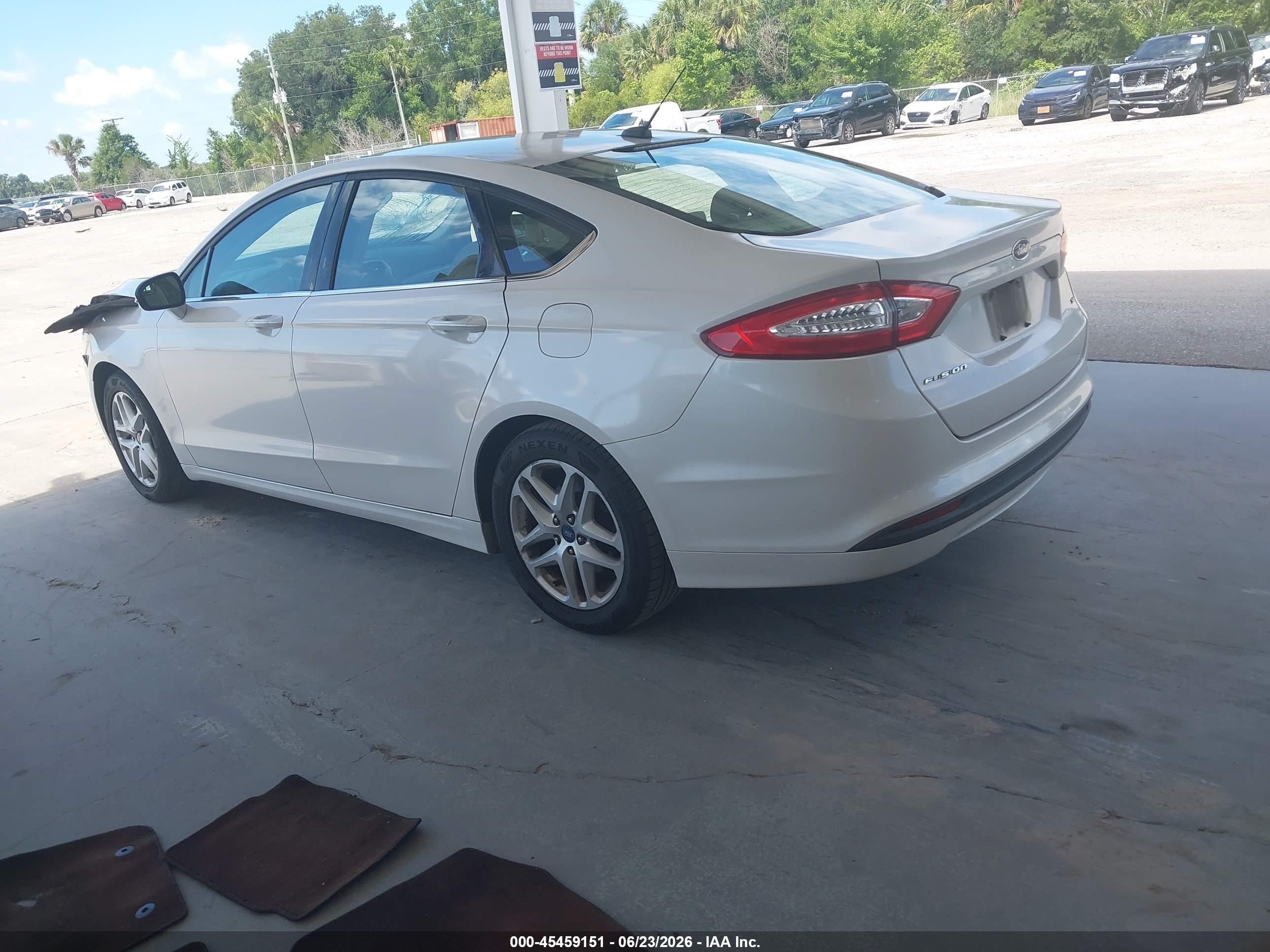 2014 Ford Fusion Se Белый vin: 1FA6P0H78E5374430