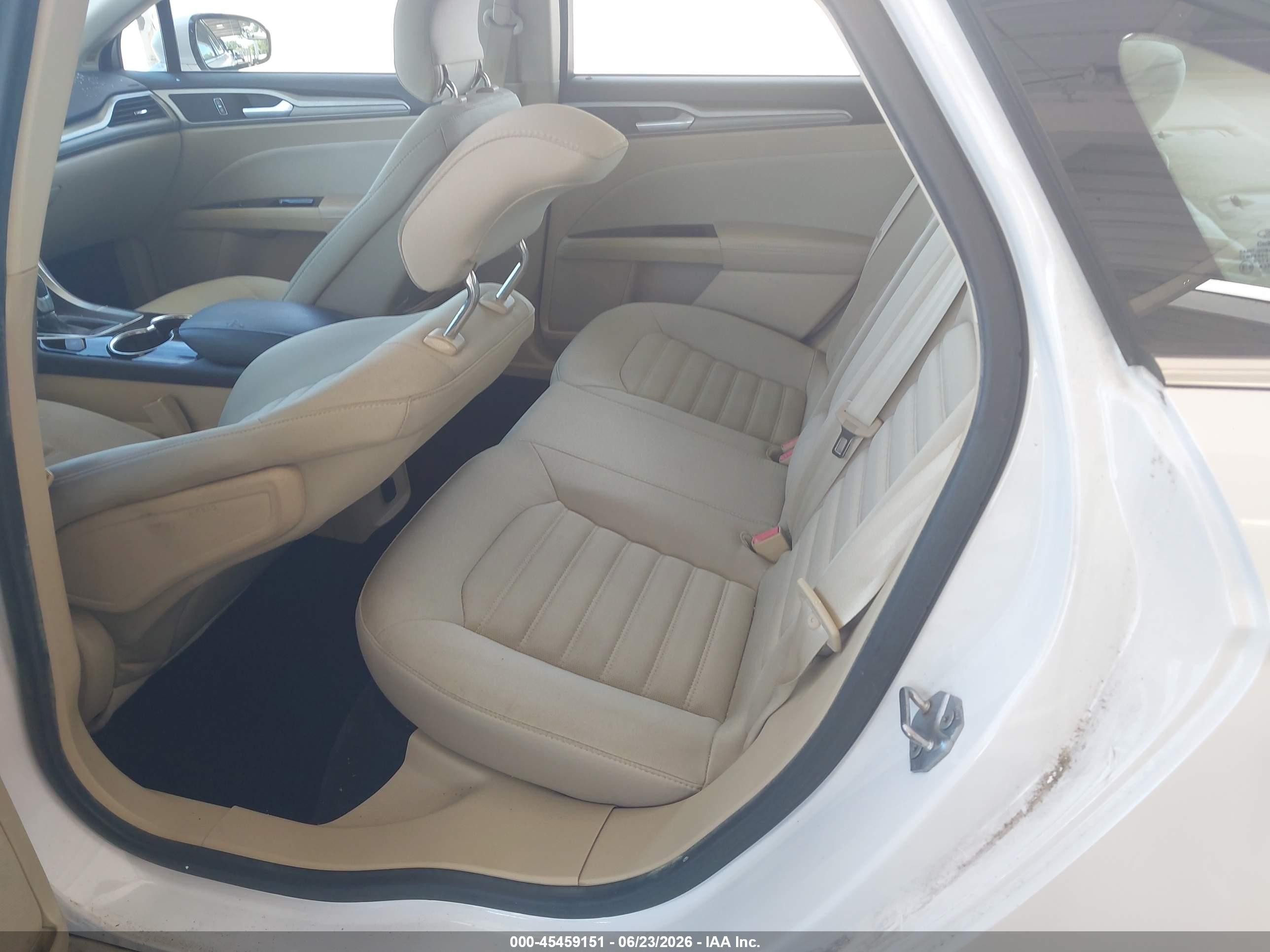 2014 Ford Fusion Se Белый vin: 1FA6P0H78E5374430