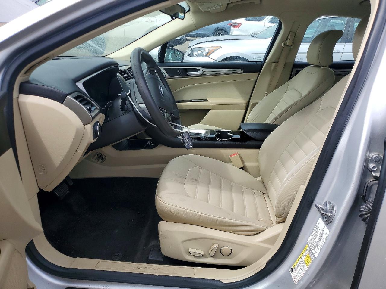 2015 Ford Fusion Se Silver vin: 1FA6P0H78F5125868