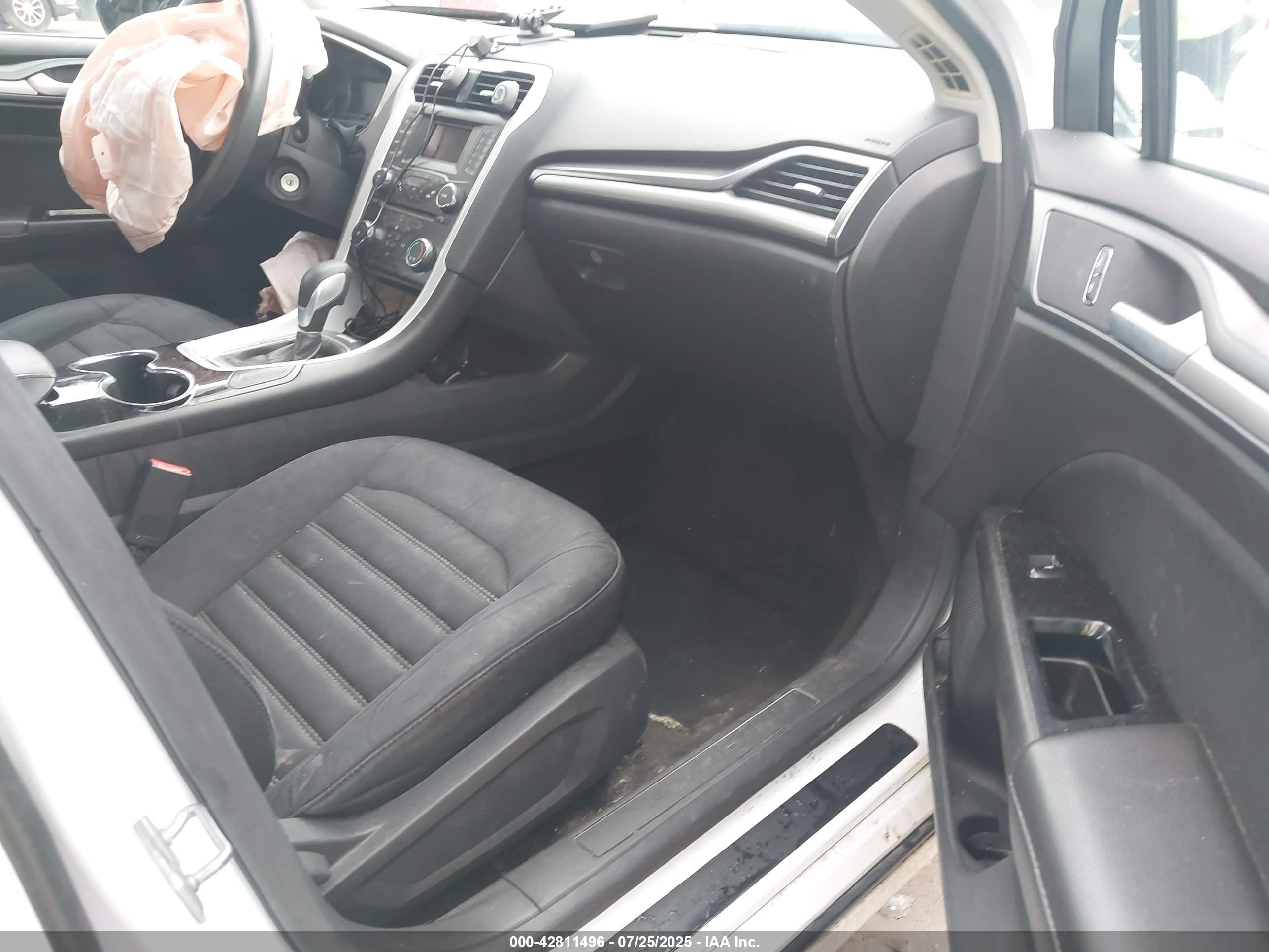 2014 Ford Fusion Se White vin: 1FA6P0H7XE5376390