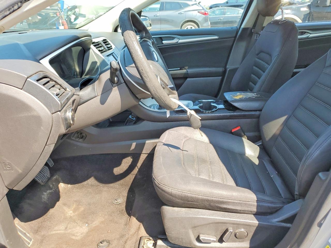 2014 Ford Fusion Se Silver vin: 1FA6P0H7XE5392265