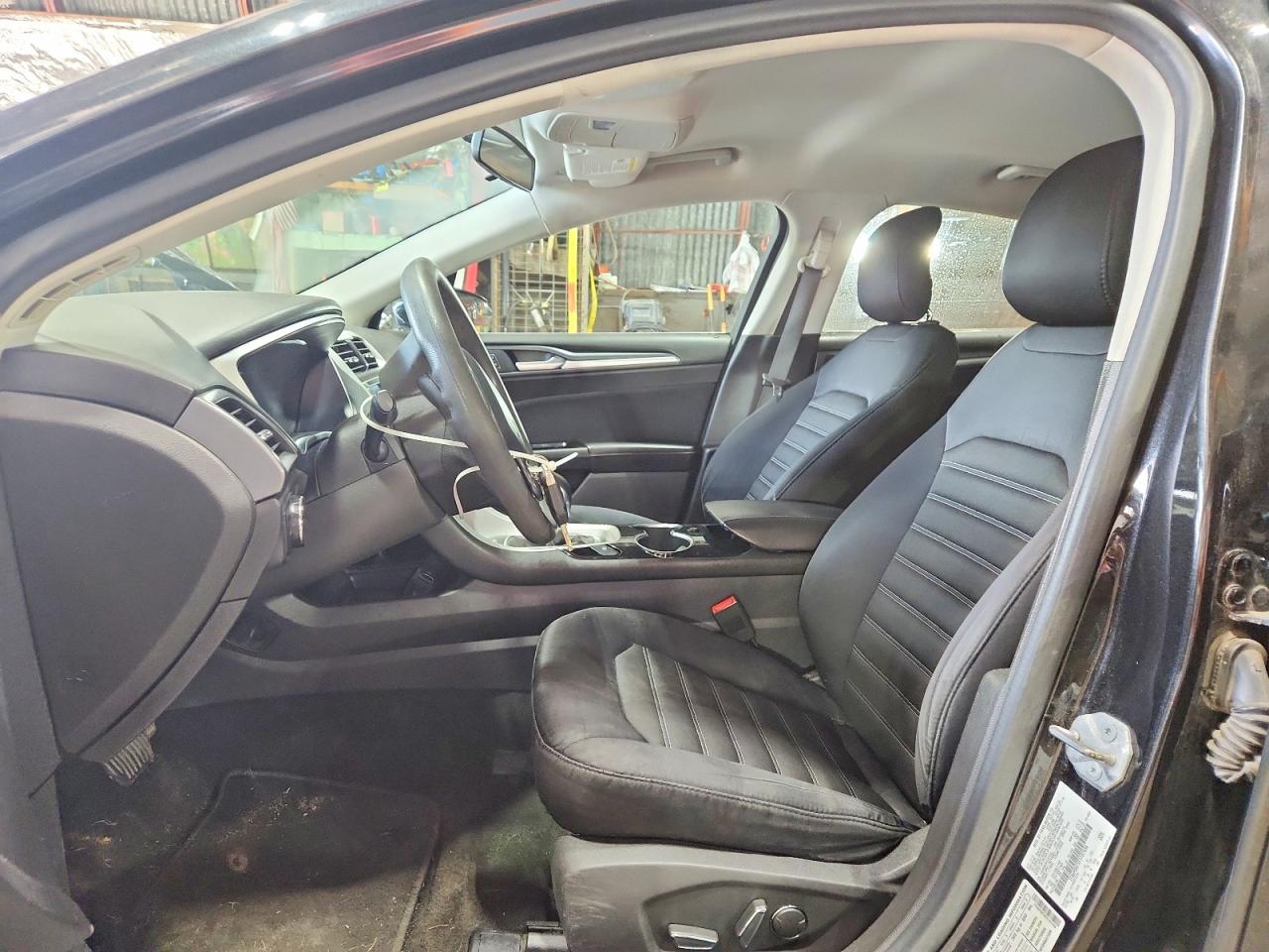 2015 Ford Fusion Se Black vin: 1FA6P0H7XF5107436