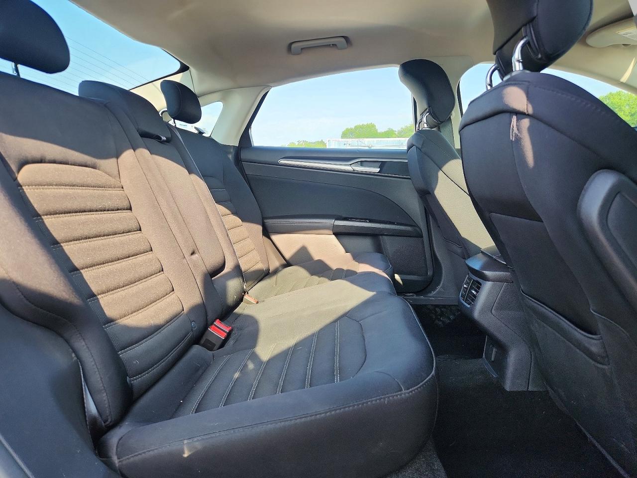 2014 Ford Fusion Se Черный vin: 1FA6P0HD0E5370491