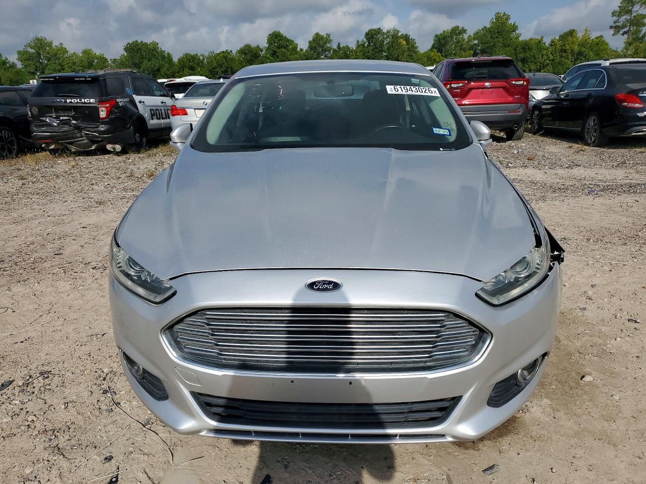 2014 Ford Fusion Se Серебряный vin: 1FA6P0HD1E5374114