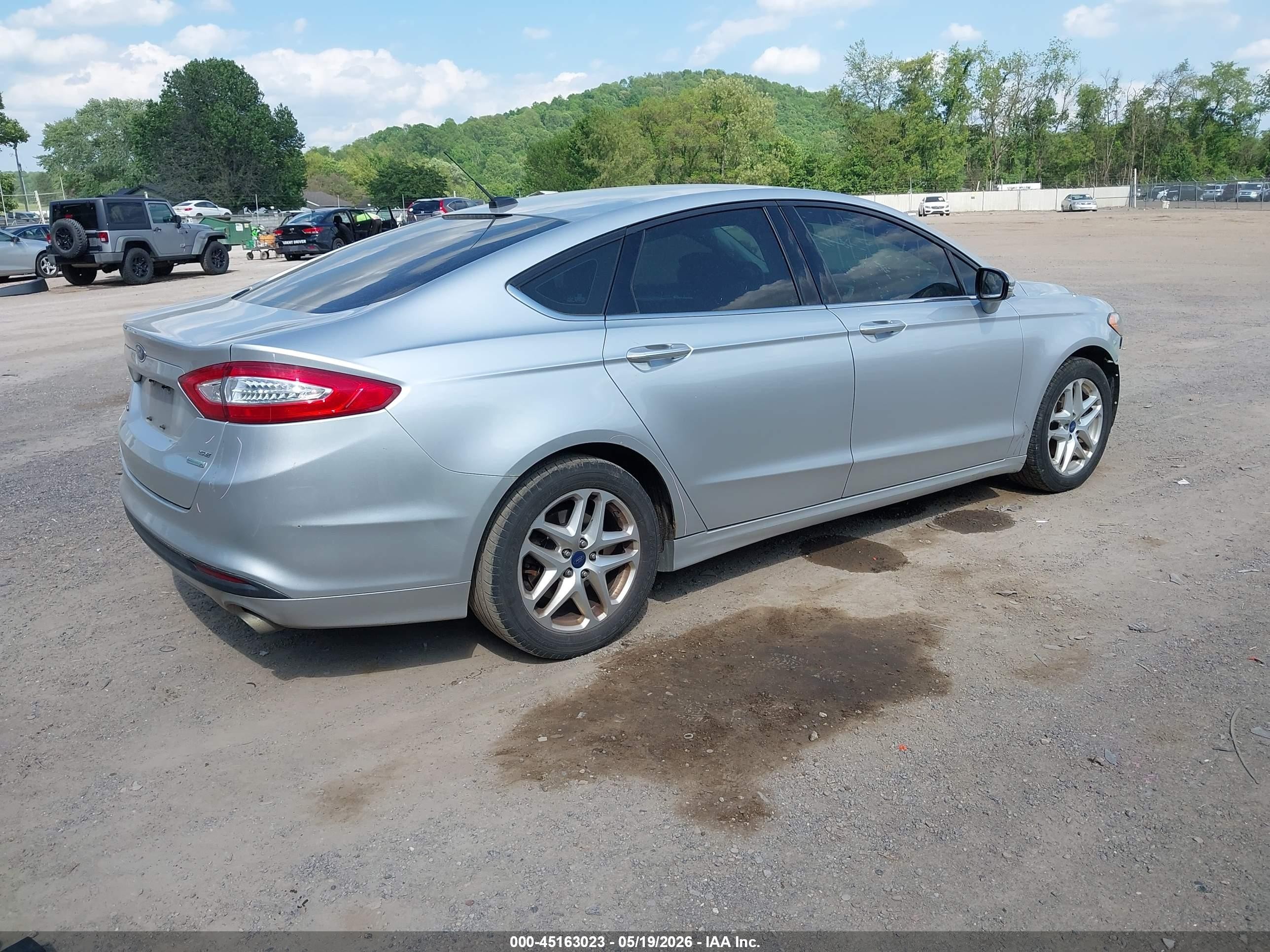 2014 Ford Fusion Se Silver vin: 1FA6P0HD2E5356480