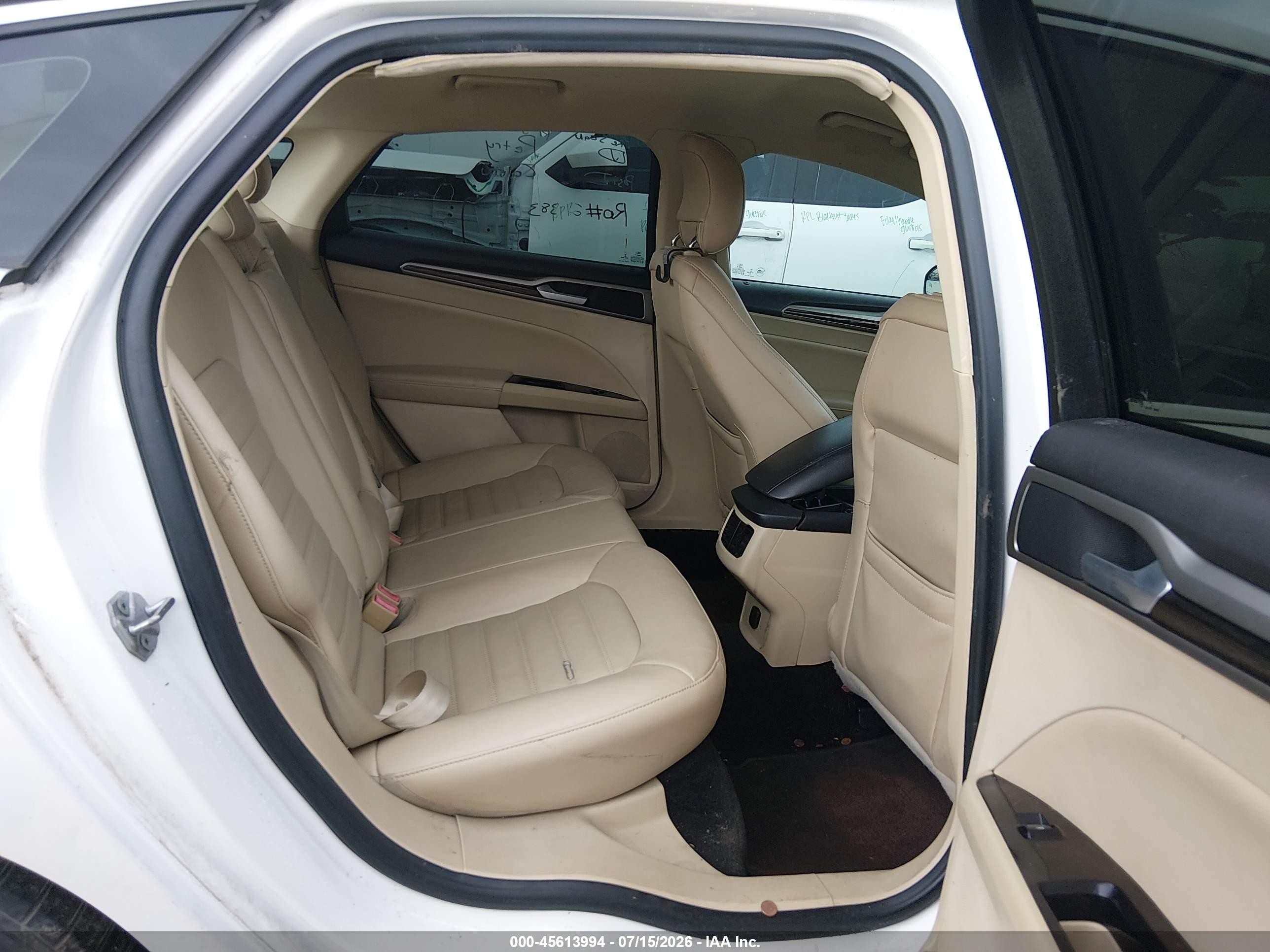 2014 Ford Fusion Se White vin: 1FA6P0HD2E5390418