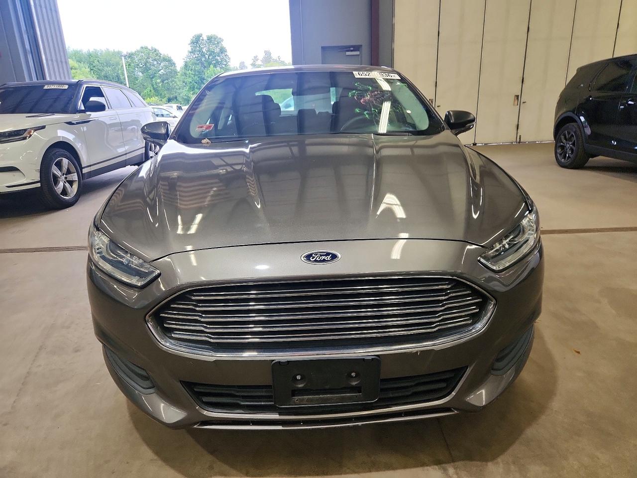 2014 Ford Fusion Se Серый vin: 1FA6P0HD3E5358920
