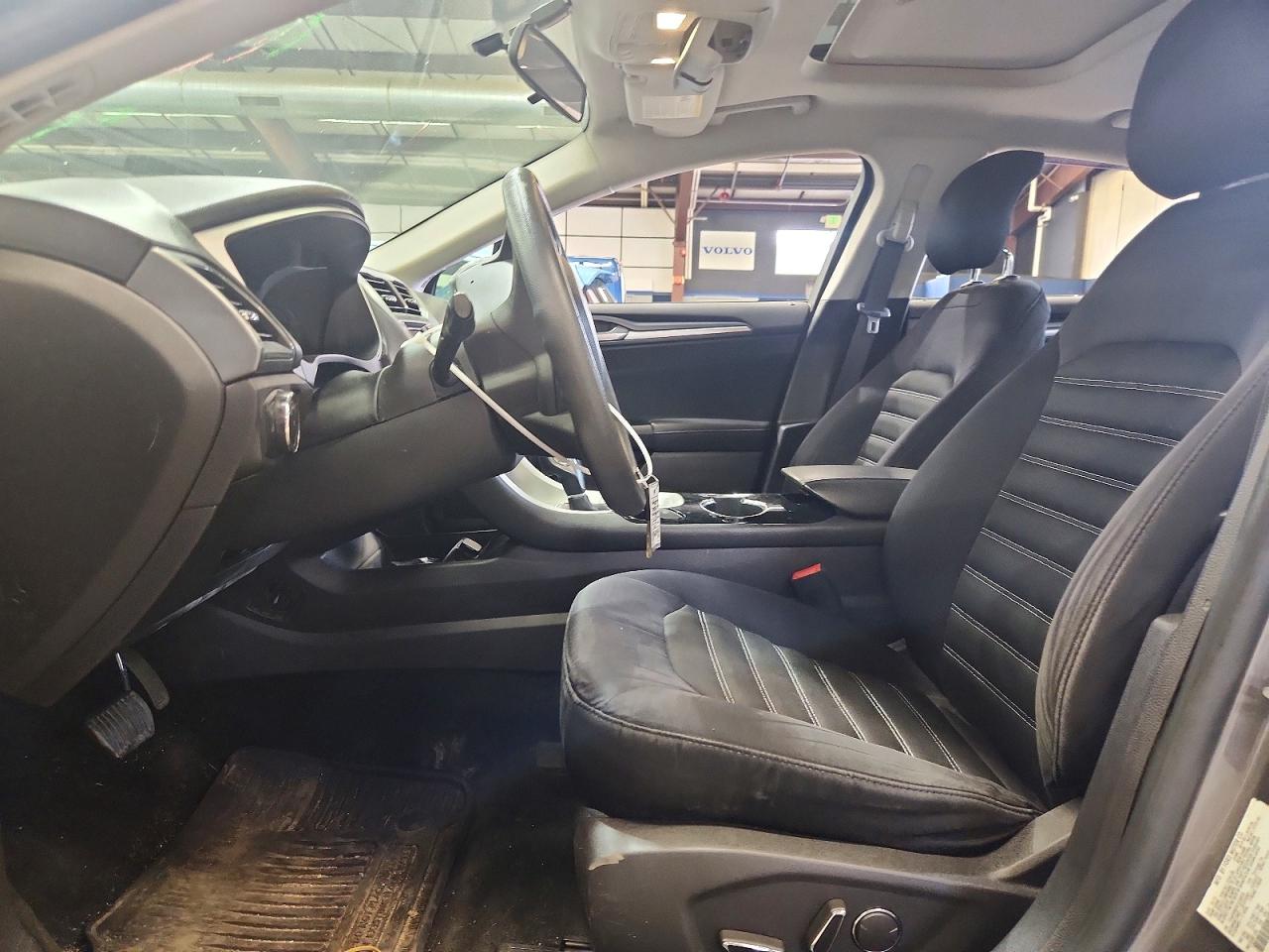 2014 Ford Fusion Se Серый vin: 1FA6P0HD3E5358920