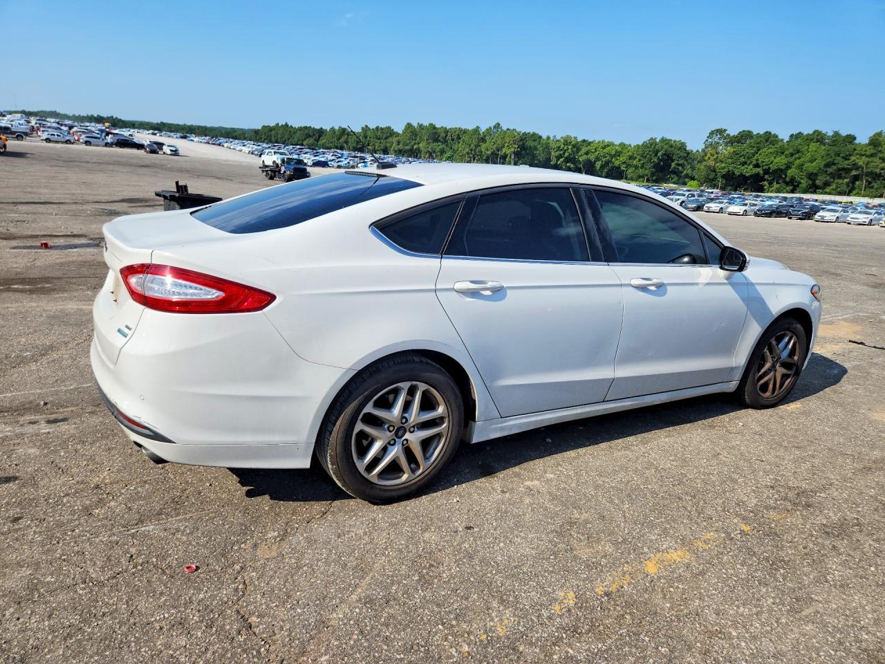 2014 Ford Fusion Se White vin: 1FA6P0HD3E5395868
