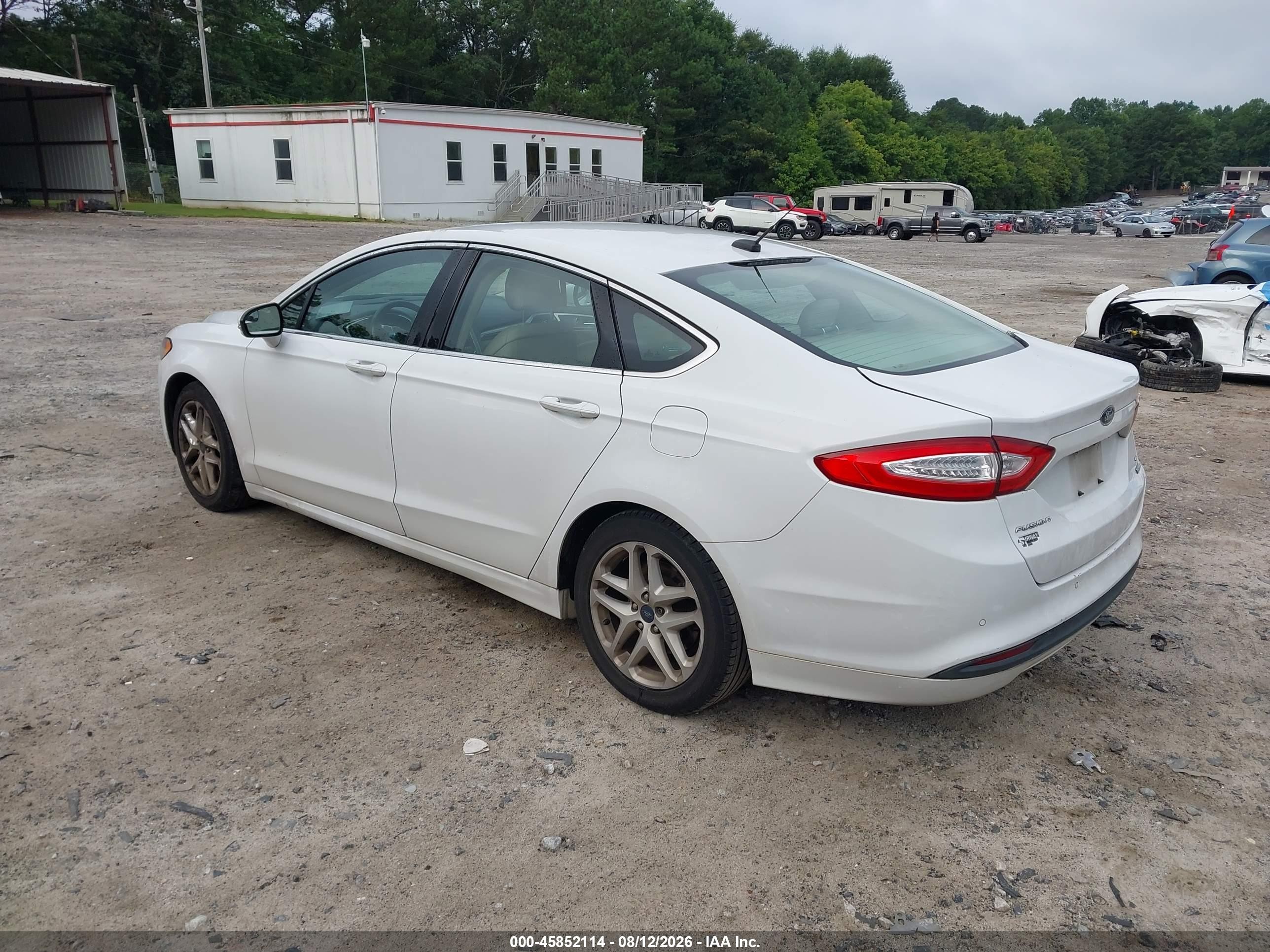 2015 Ford Fusion Se Белый vin: 1FA6P0HD4F5126389