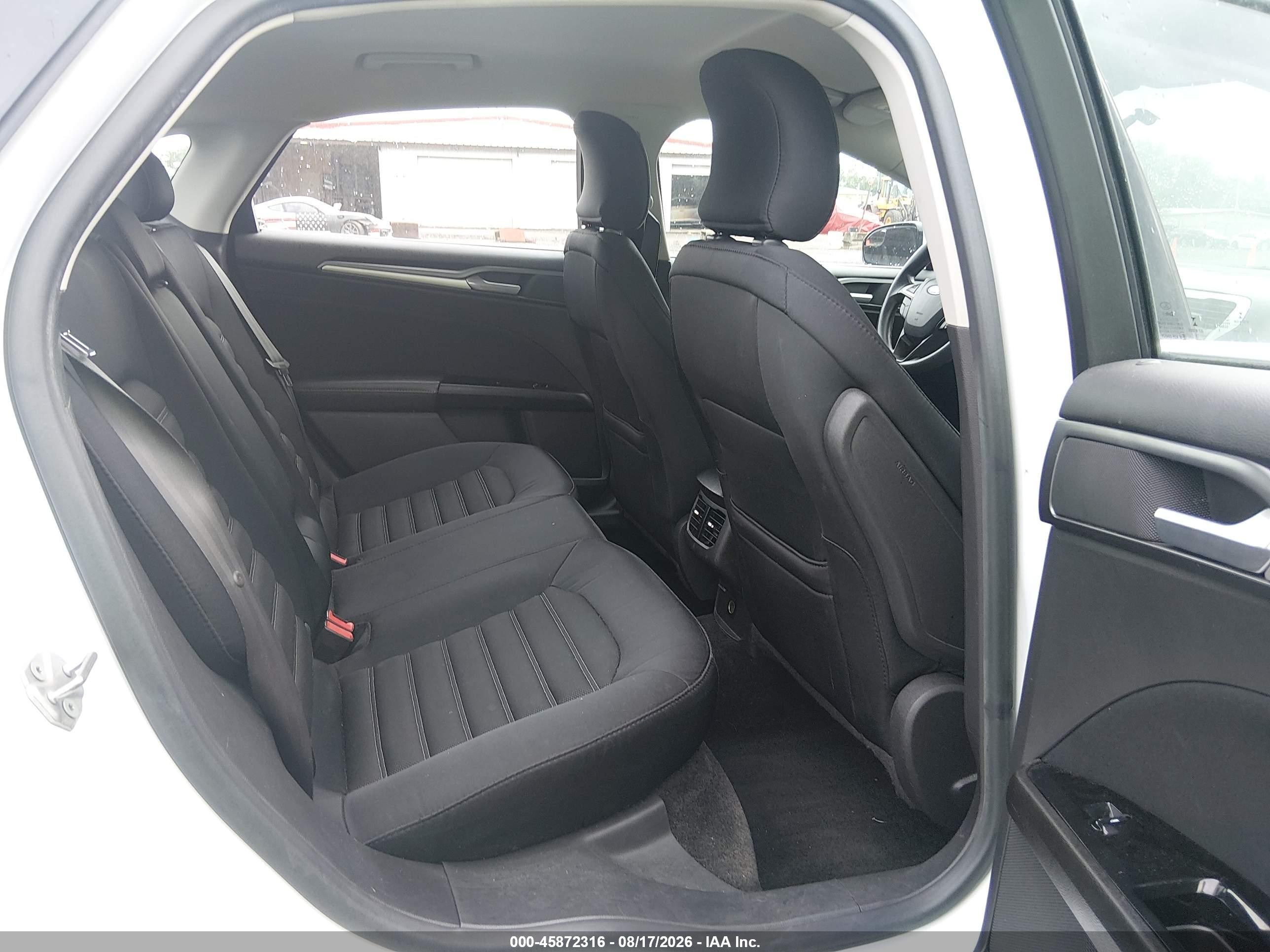 2015 Ford Fusion Se White vin: 1FA6P0HD5F5125395