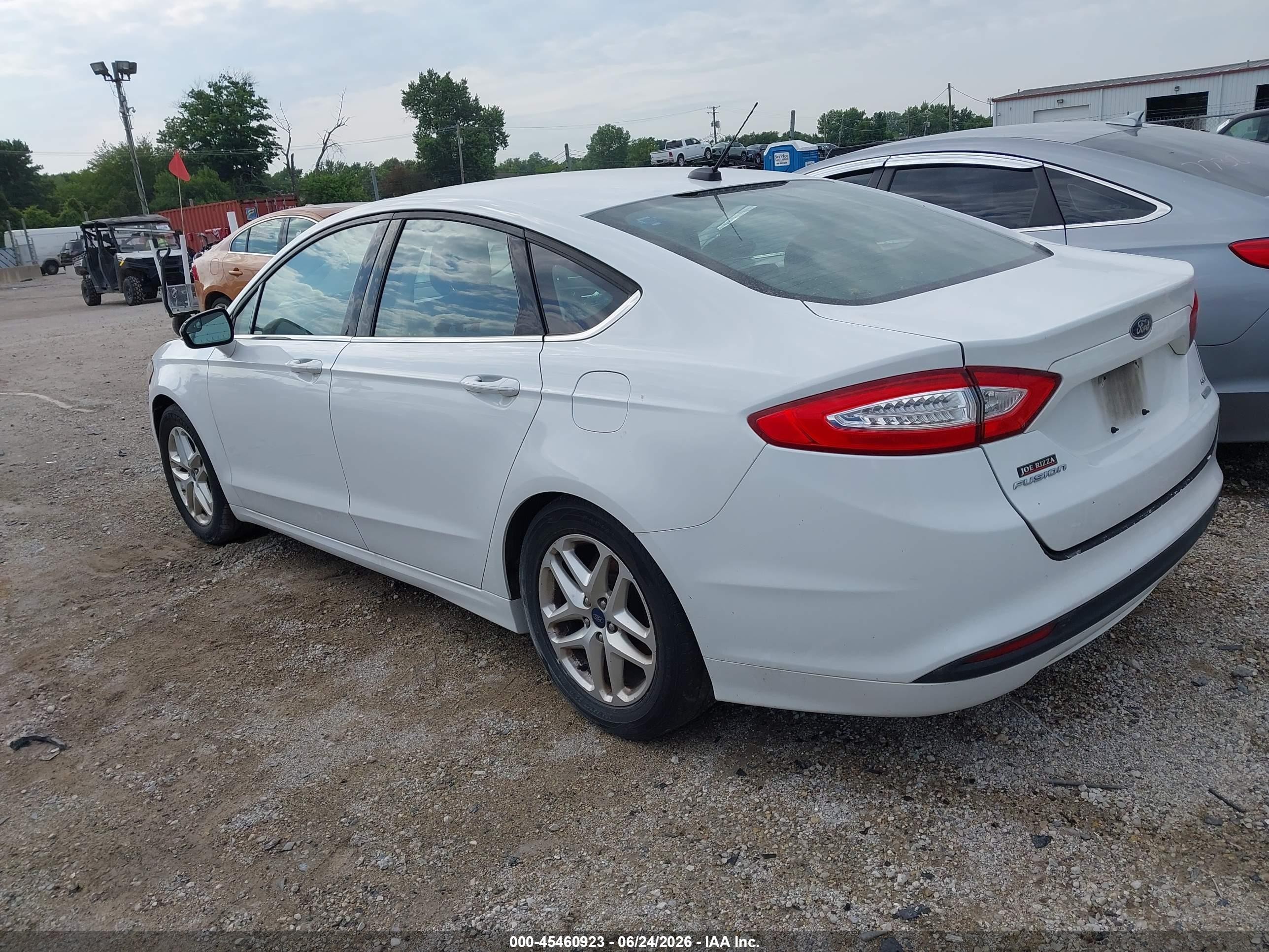 2014 Ford Fusion Se White vin: 1FA6P0HD6E5362847