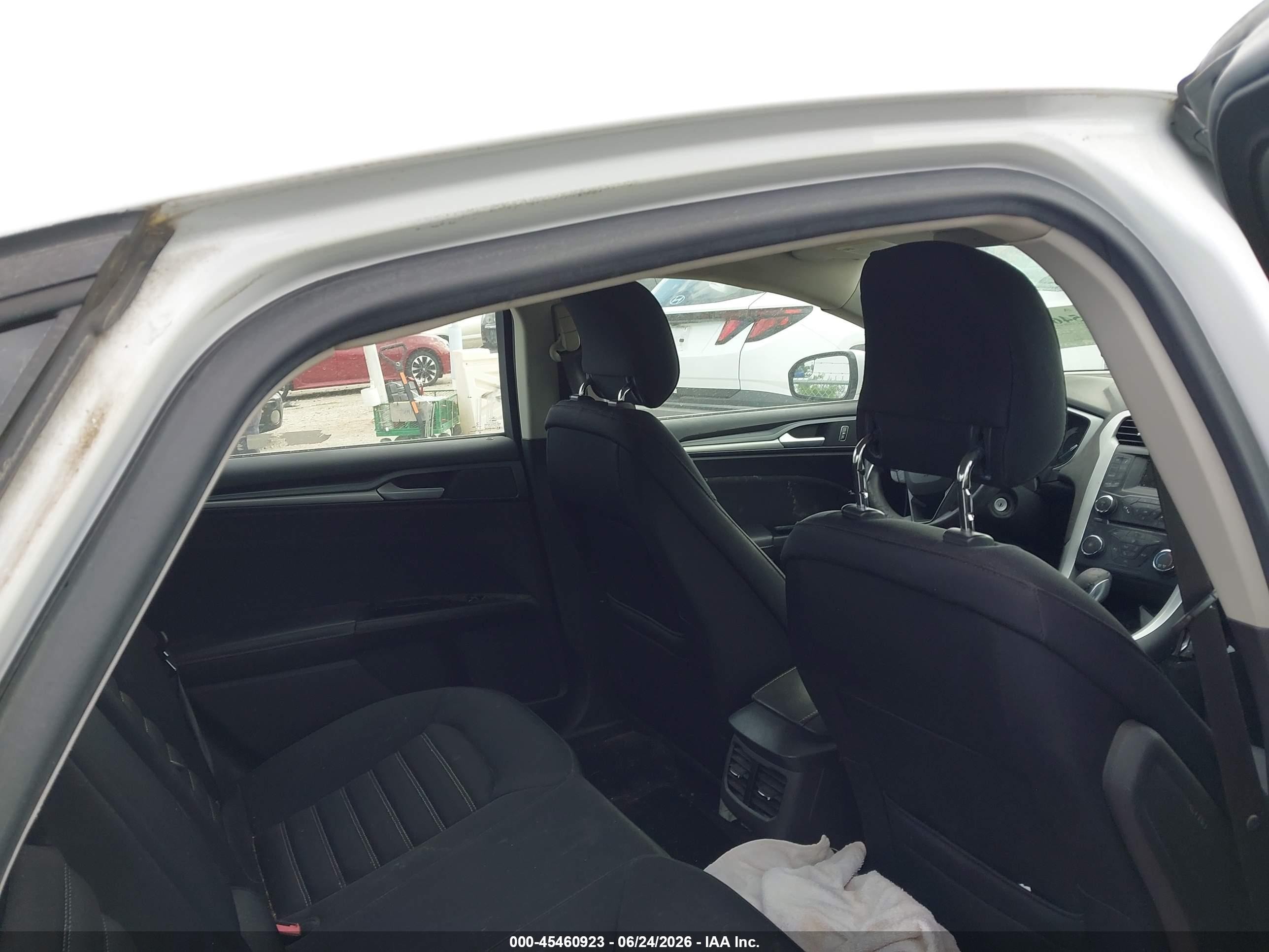 2014 Ford Fusion Se White vin: 1FA6P0HD6E5362847