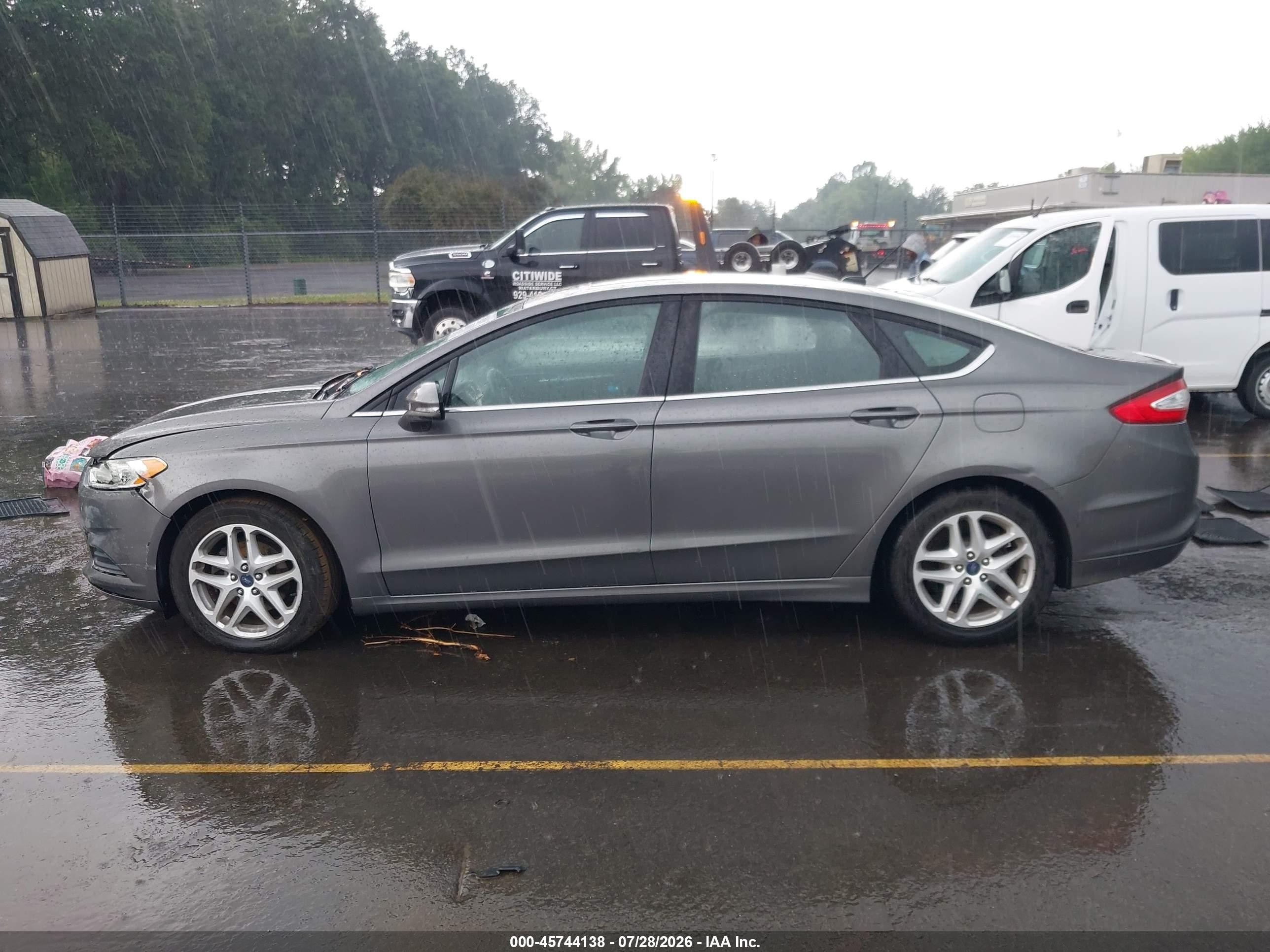 2014 Ford Fusion Se Серый vin: 1FA6P0HD6E5382998