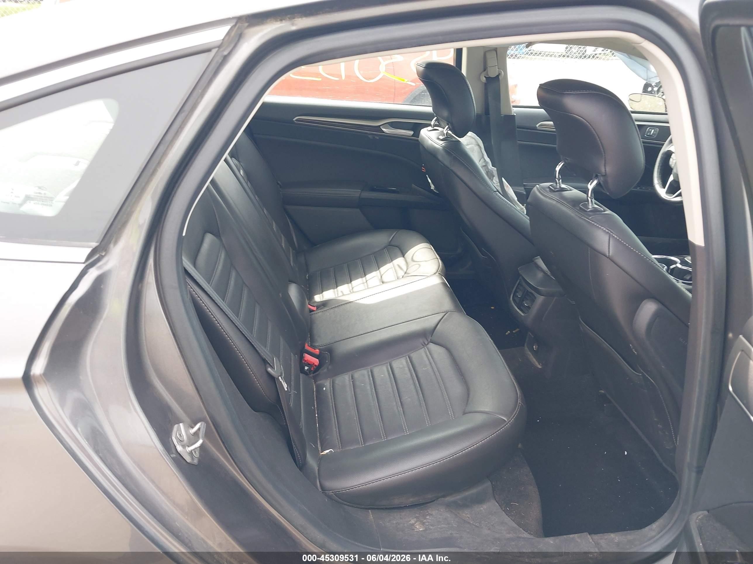2014 Ford Fusion Se Gray vin: 1FA6P0HD6E5398912