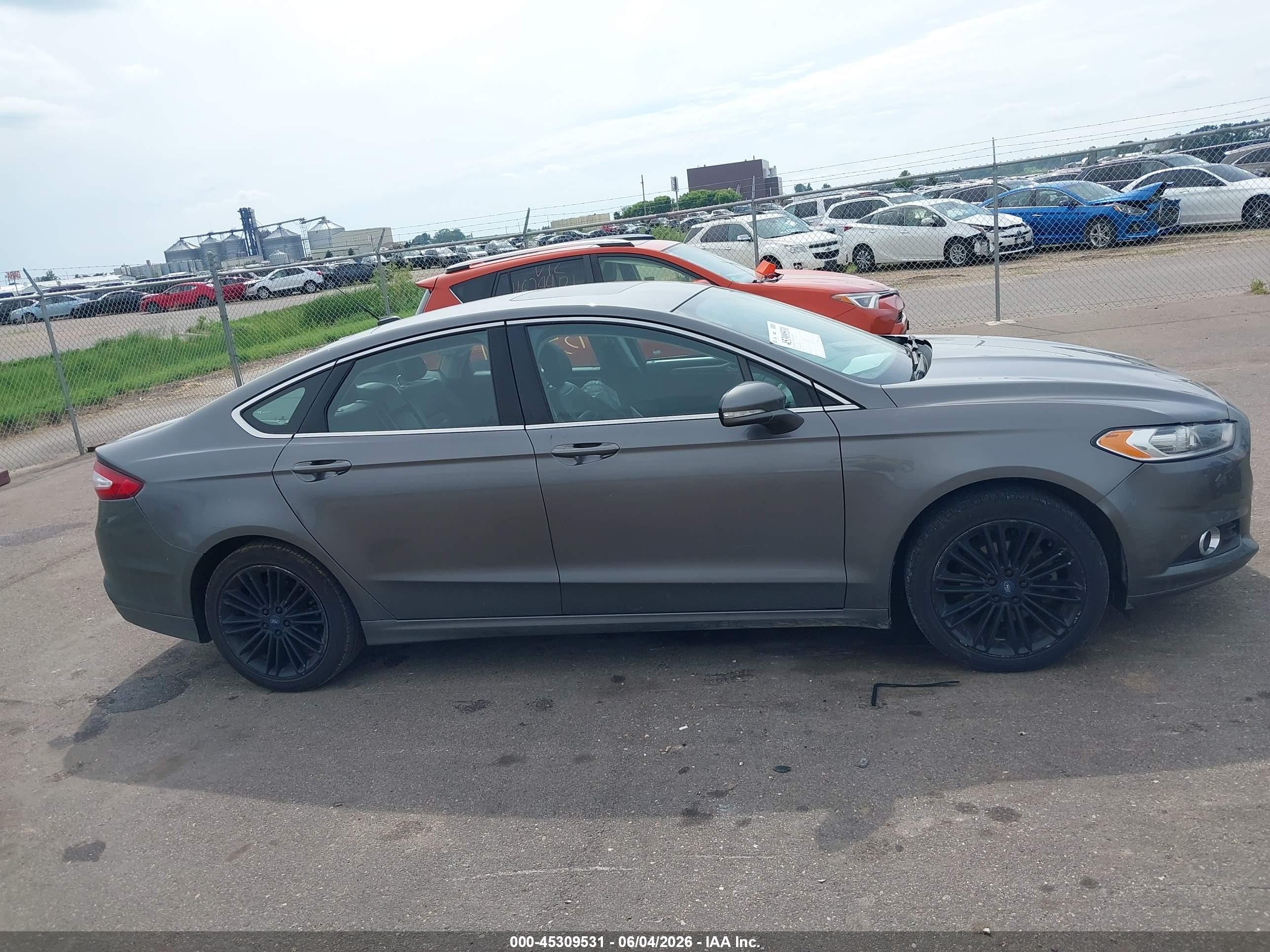 2014 Ford Fusion Se Gray vin: 1FA6P0HD6E5398912