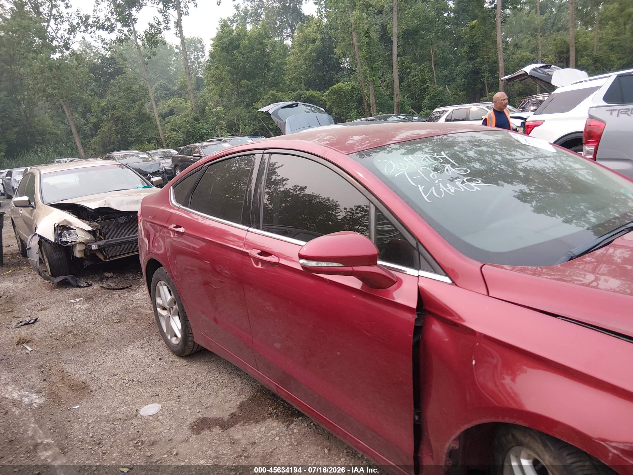 2015 Ford Fusion Se Красный vin: 1FA6P0HD6F5100652