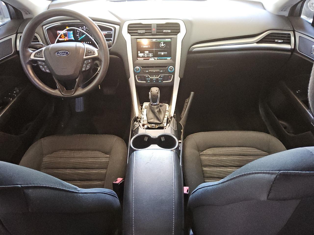 2016 Ford Fusion Se White vin: 1FA6P0HD6G5121115 Damage: Center Console Trim Panel, Broken, Replacement Required