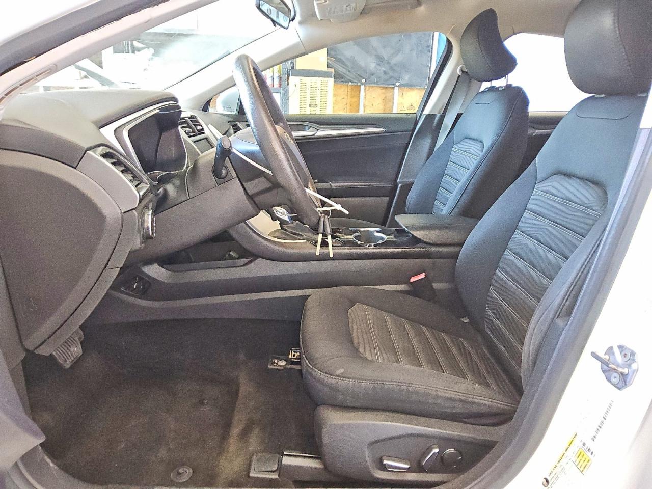 2016 Ford Fusion Se White vin: 1FA6P0HD6G5121115