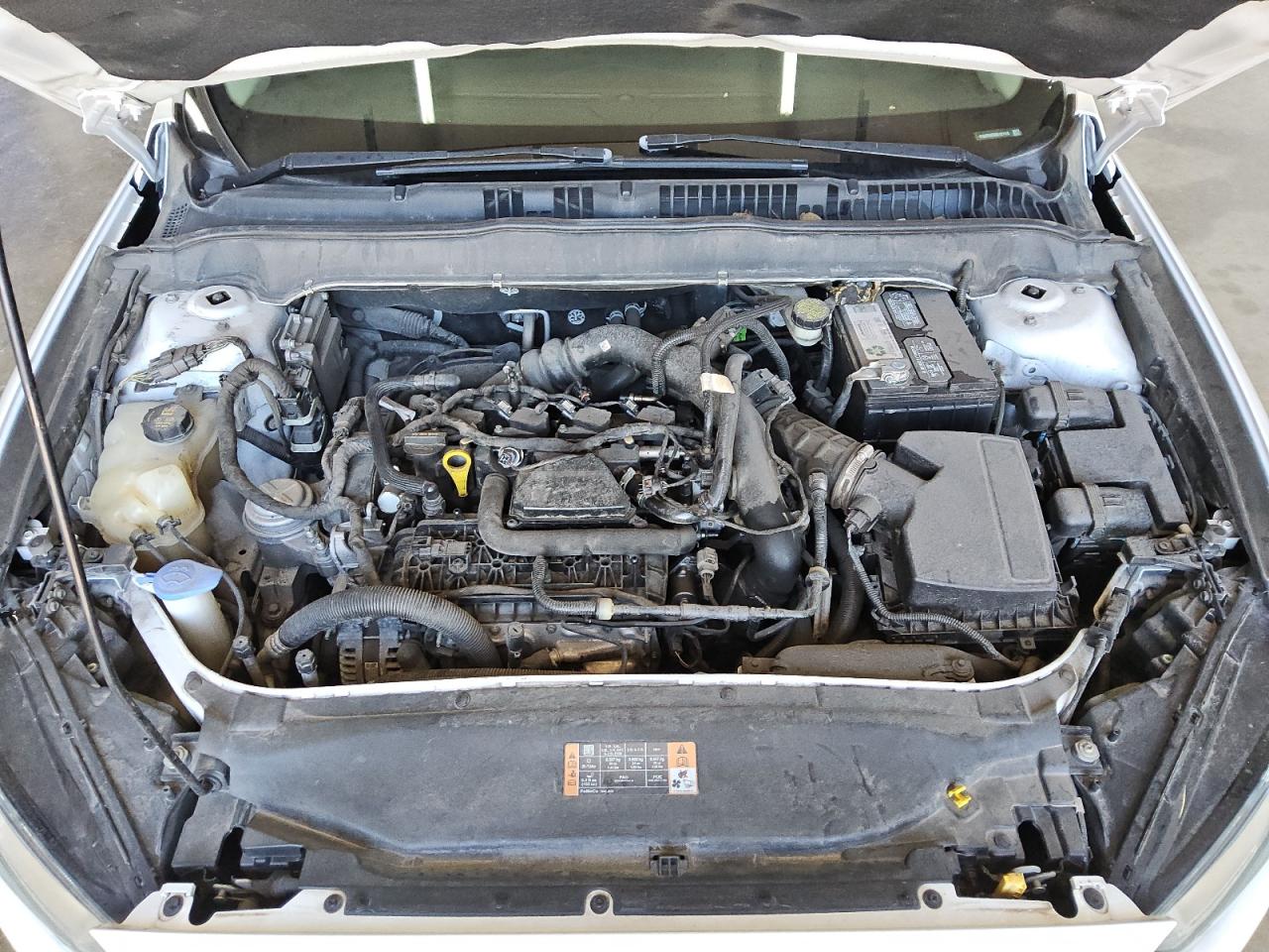 2016 Ford Fusion Se White vin: 1FA6P0HD6G5121115 Damage: Engine, Broken, Repair Required