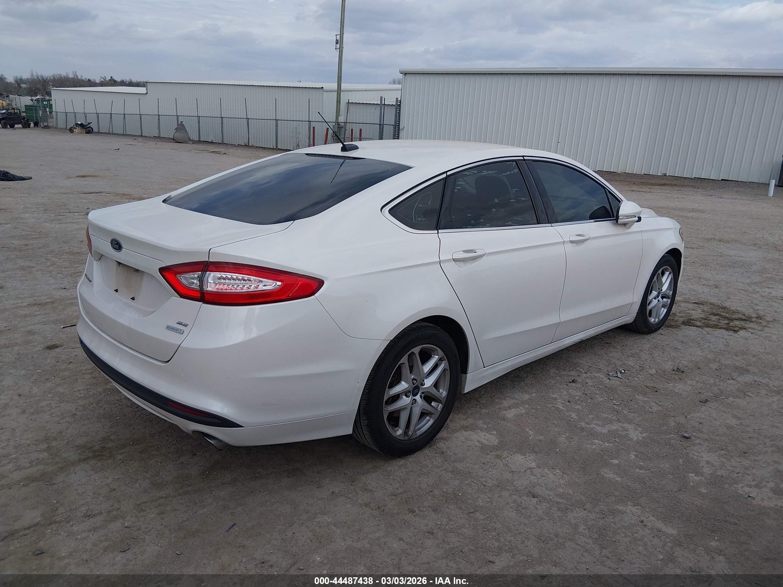 2014 Ford Fusion Se Белый vin: 1FA6P0HD7E5406869
