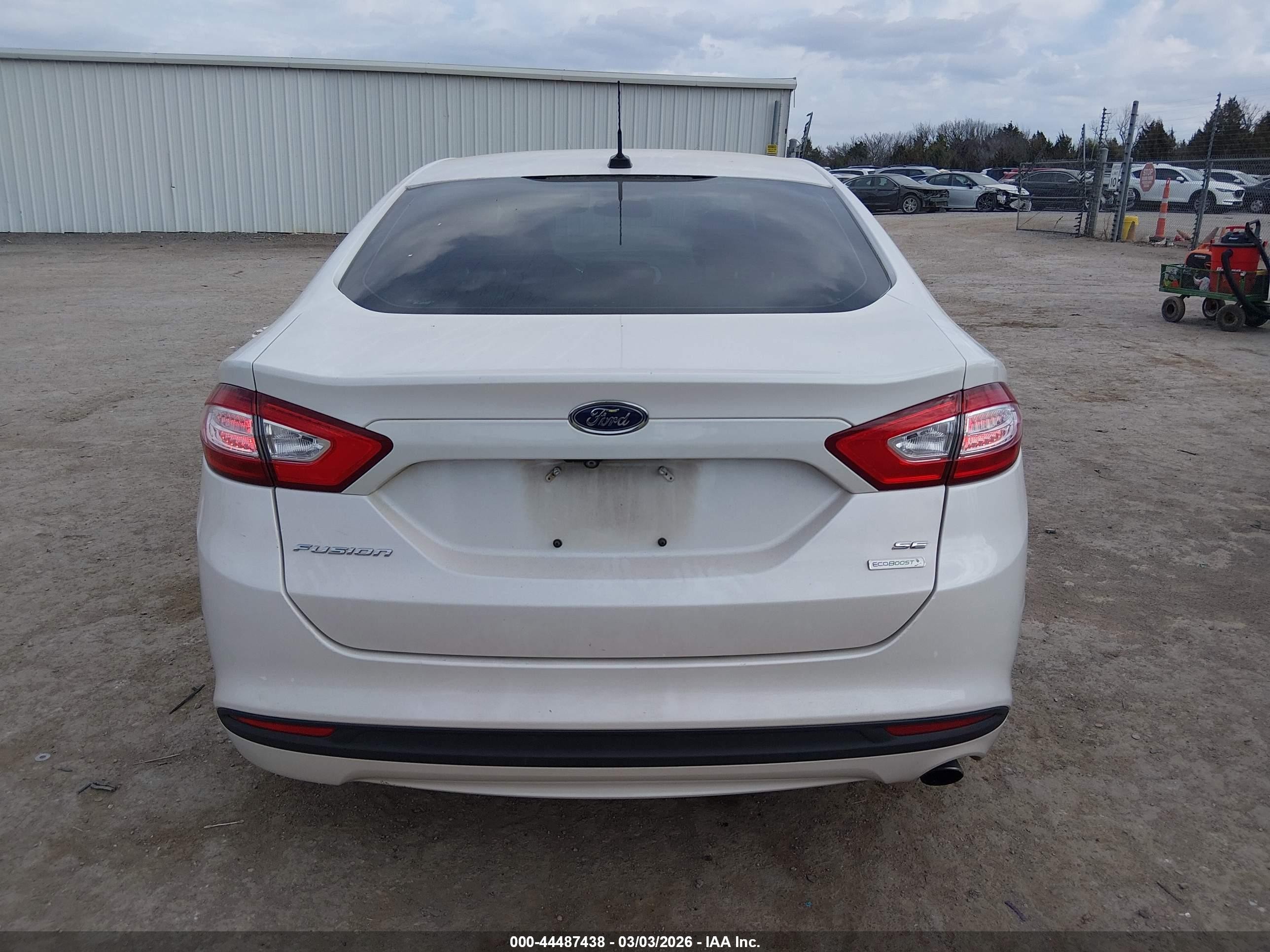2014 Ford Fusion Se Белый vin: 1FA6P0HD7E5406869