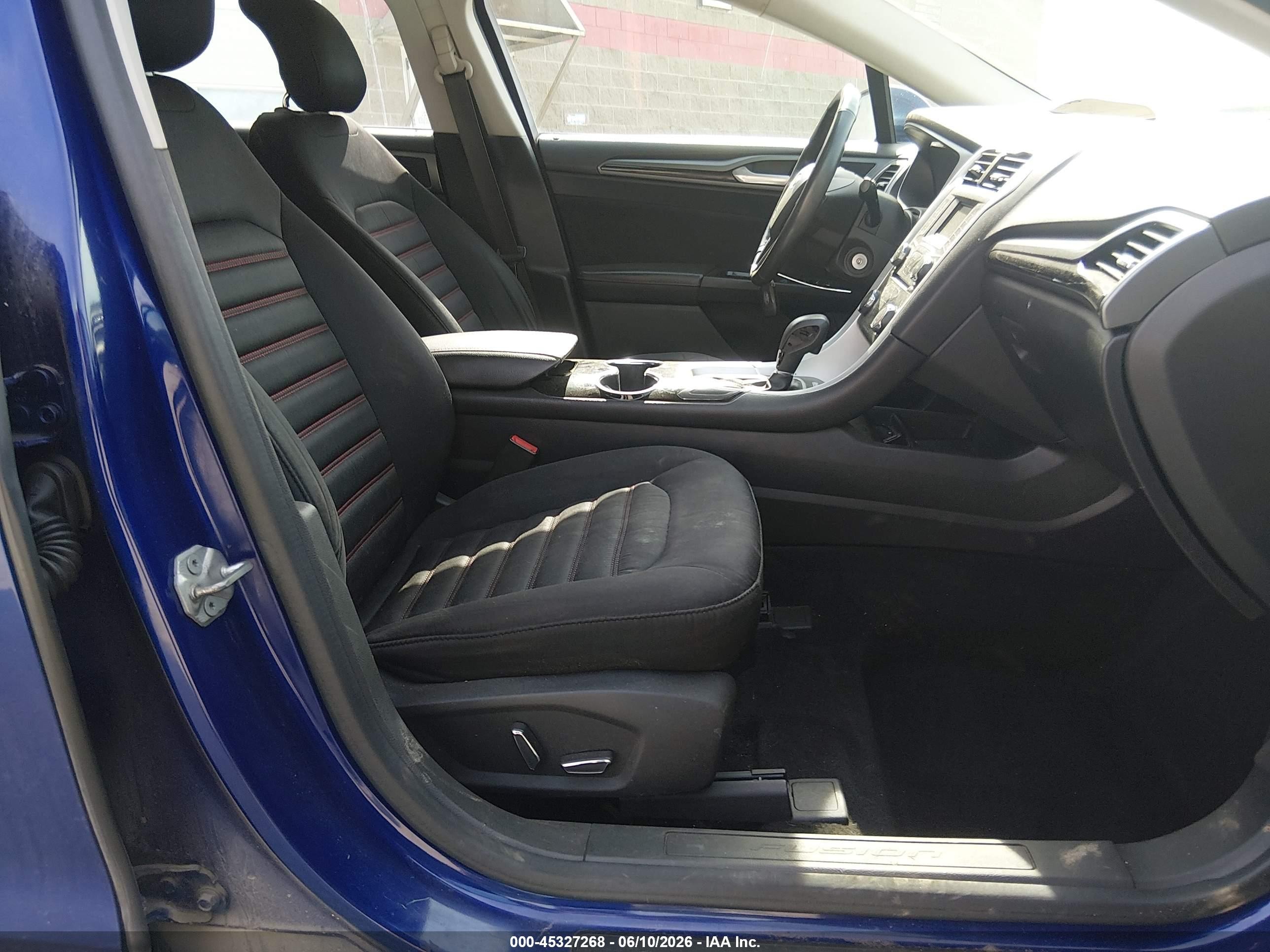 2015 Ford Fusion Se Blue vin: 1FA6P0HD7F5100630