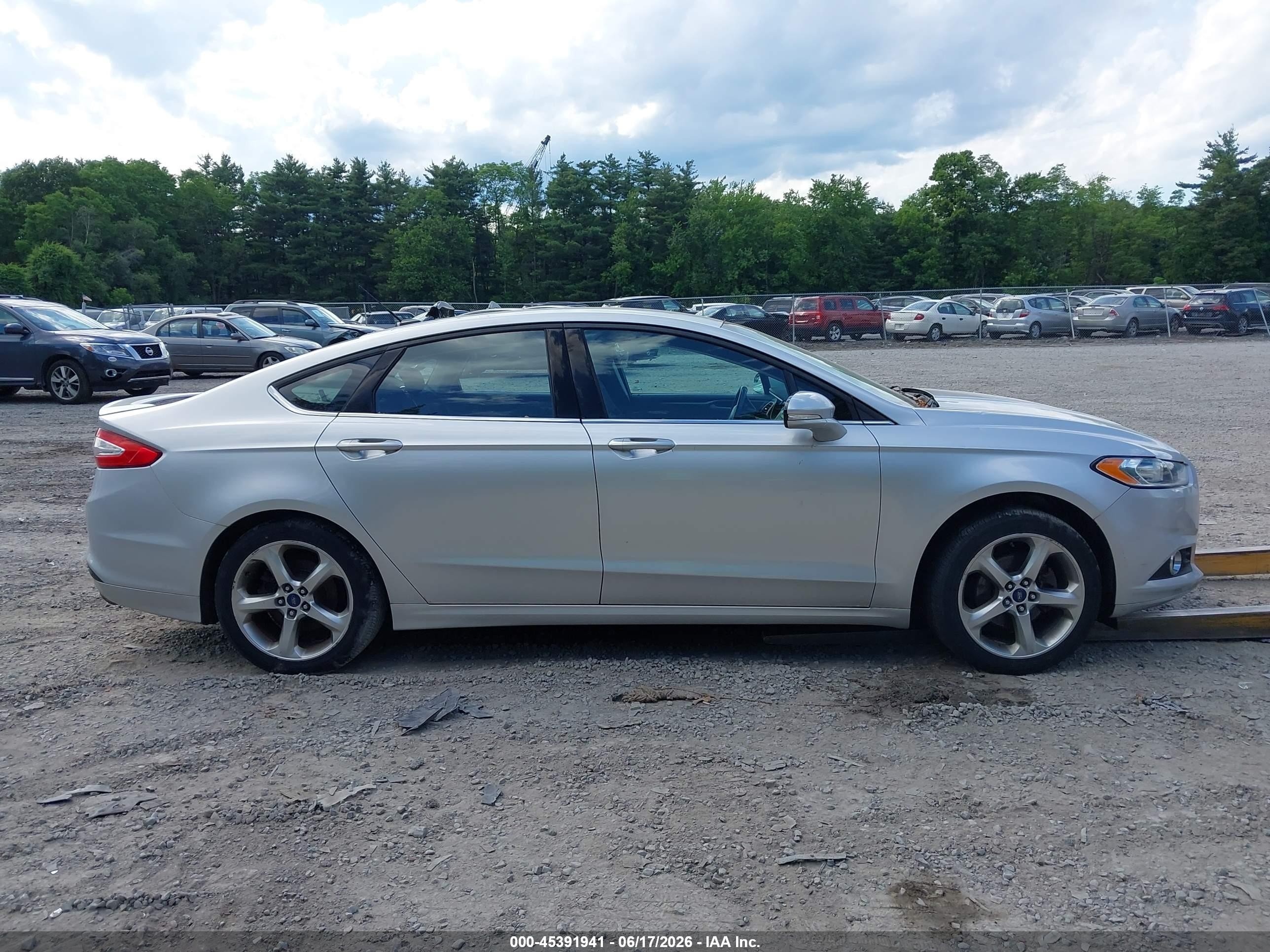 2015 Ford Fusion Se Silver vin: 1FA6P0HD7F5104807