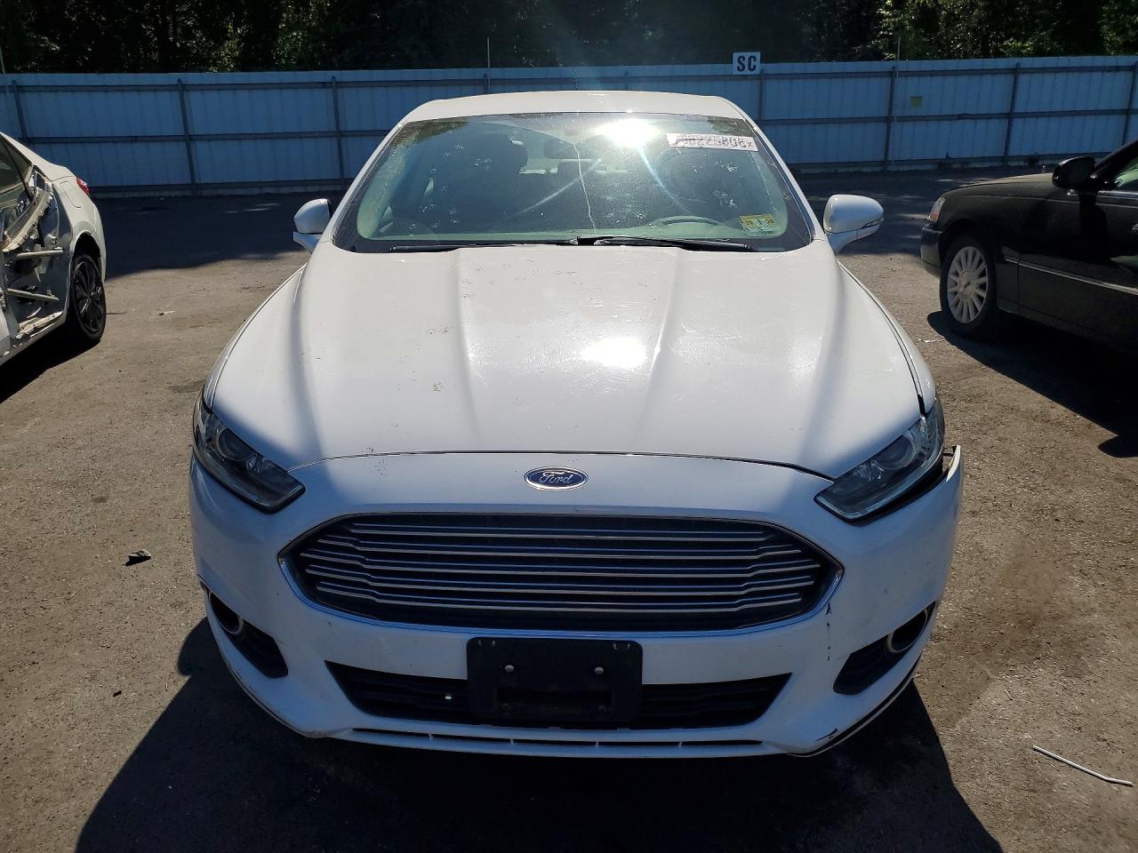 2015 Ford Fusion Se Белый vin: 1FA6P0HD7F5119050