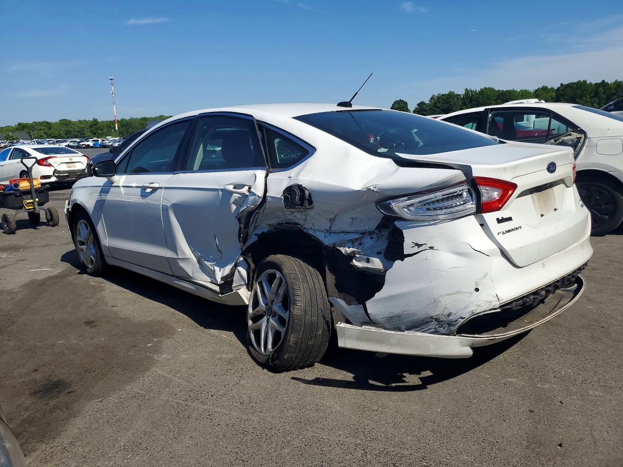 2015 Ford Fusion Se Белый vin: 1FA6P0HD7F5119050