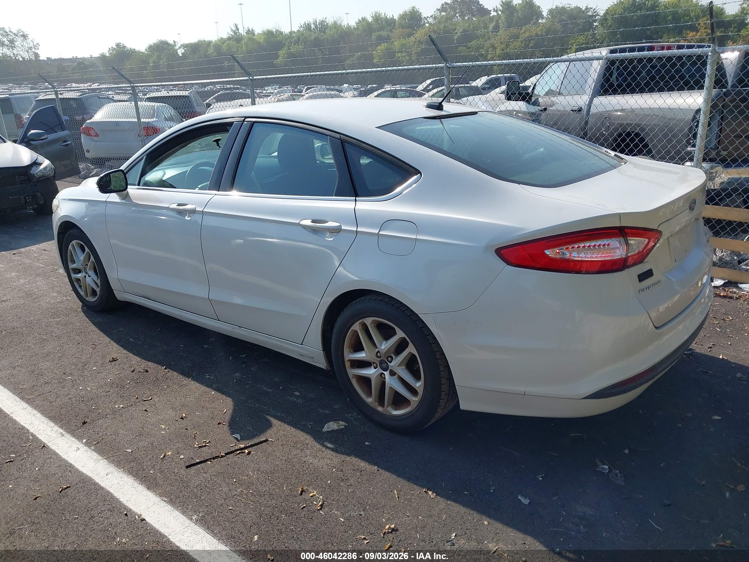 2015 Ford Fusion Se White vin: 1FA6P0HD7F5123857