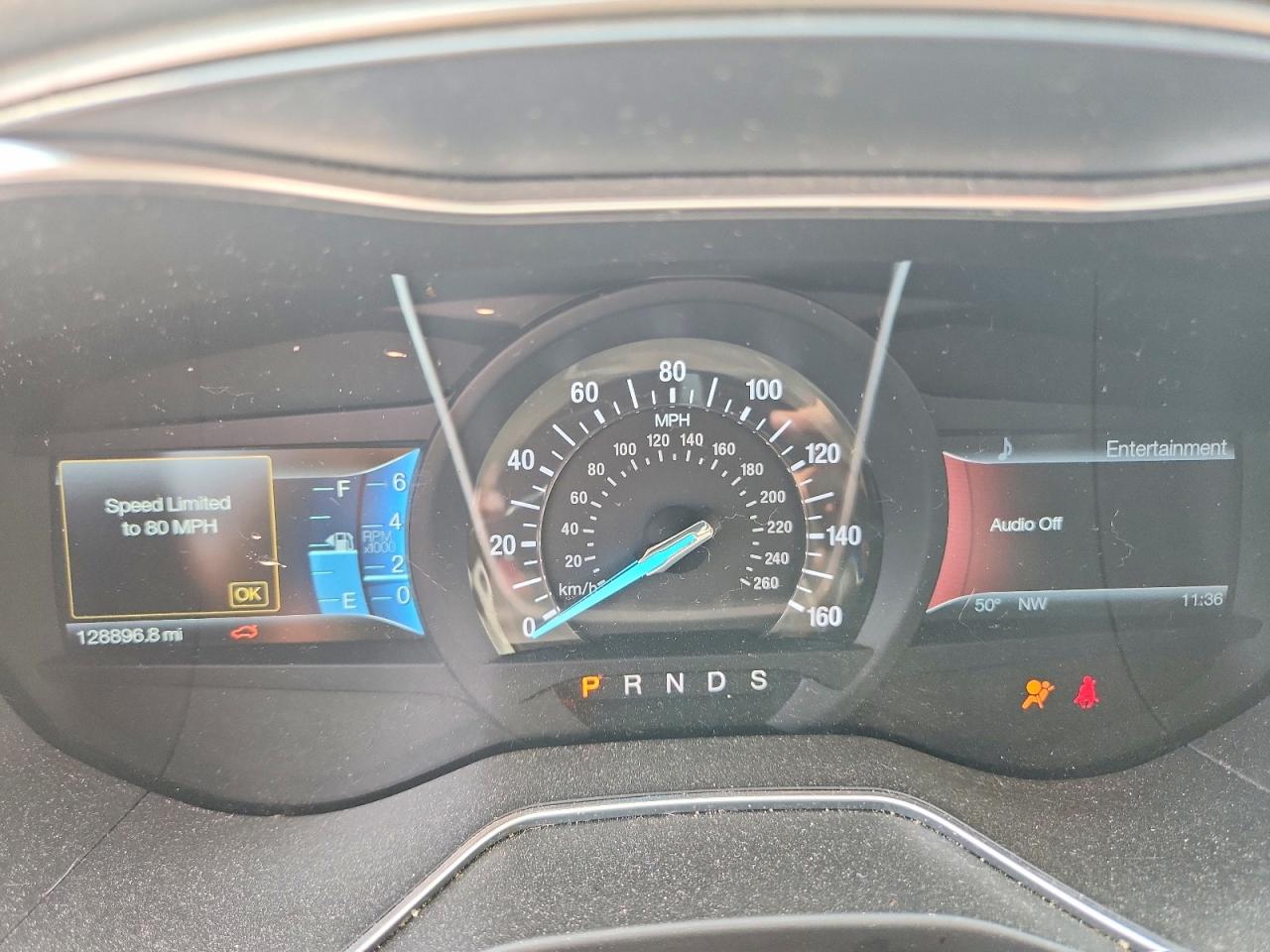 2014 Ford Fusion Se Red vin: 1FA6P0HD8E5380704