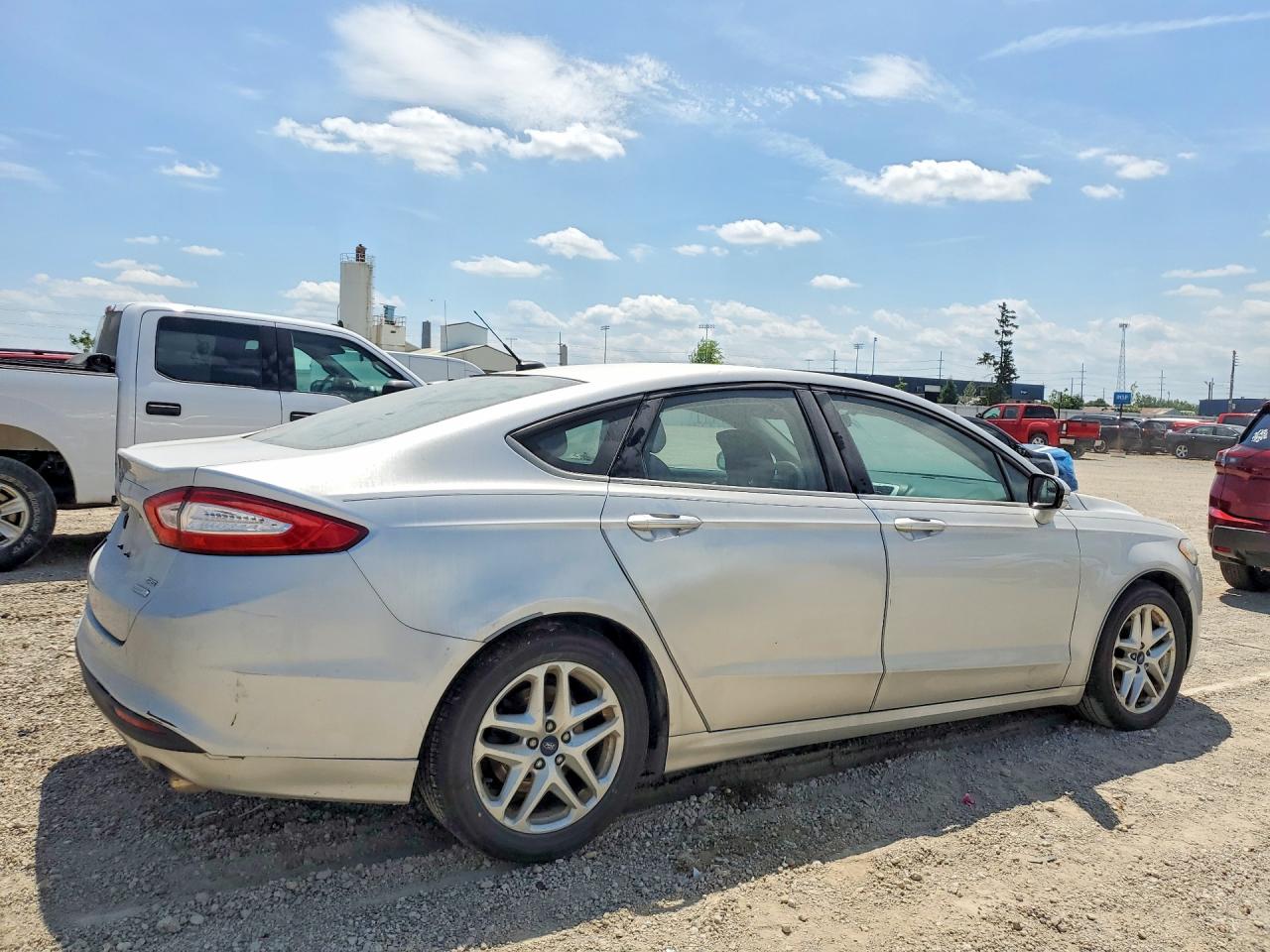2014 Ford Fusion Se Silver vin: 1FA6P0HD9E5362857