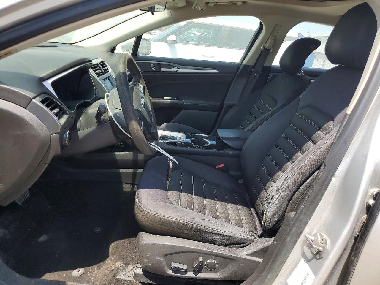 2014 Ford Fusion Se Silver vin: 1FA6P0HD9E5362857