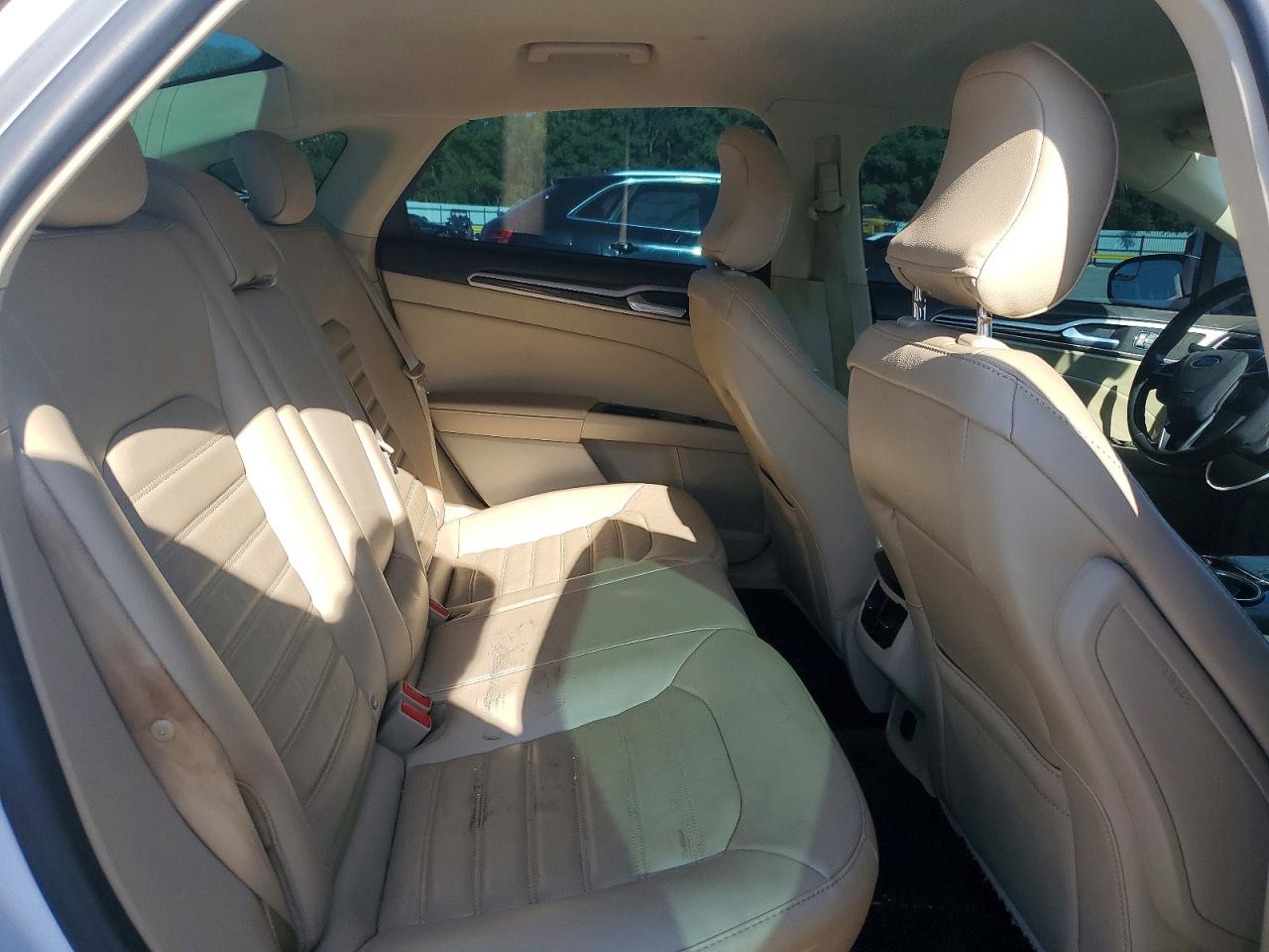 2015 Ford Fusion Se White vin: 1FA6P0HD9F5113217