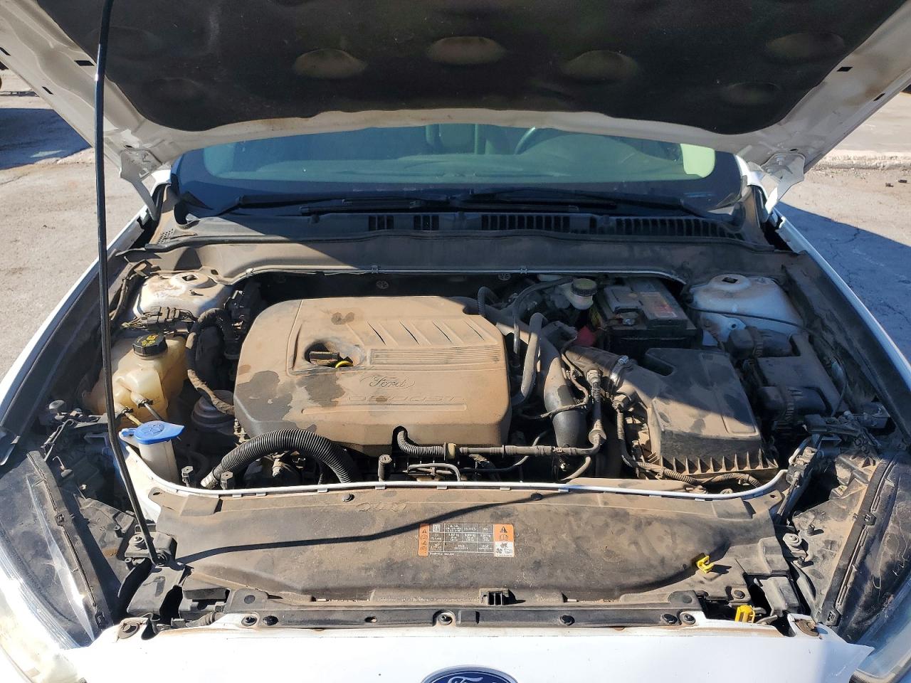 2015 Ford Fusion Se White vin: 1FA6P0HD9F5113217