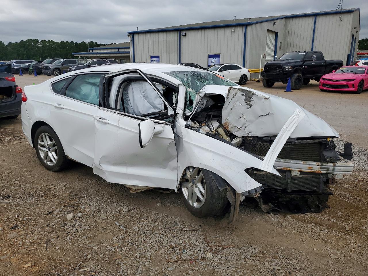 2015 Ford Fusion Se White vin: 1FA6P0HD9F5117316
