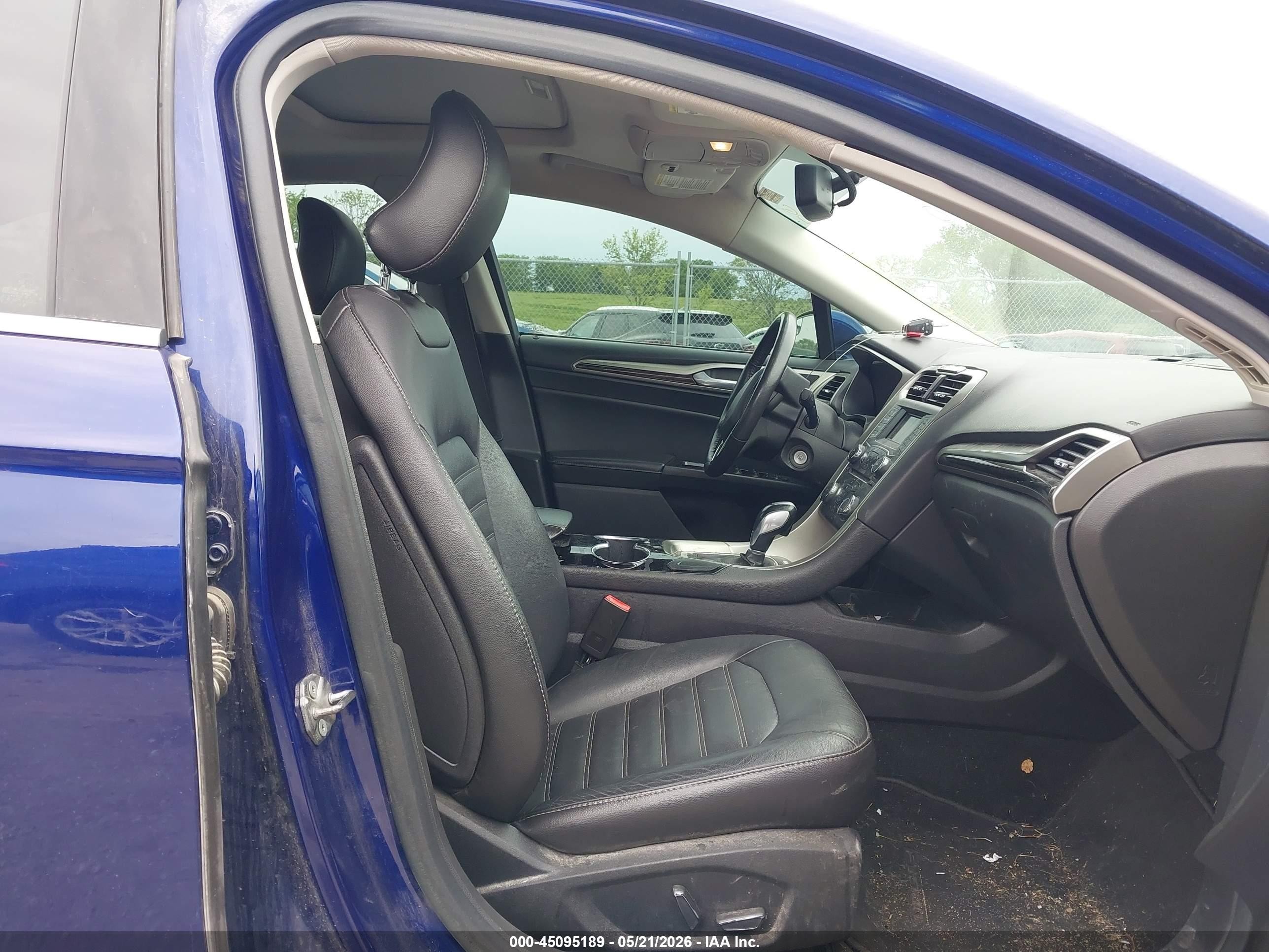 2015 Ford Fusion Se Blue vin: 1FA6P0HD9F5125545