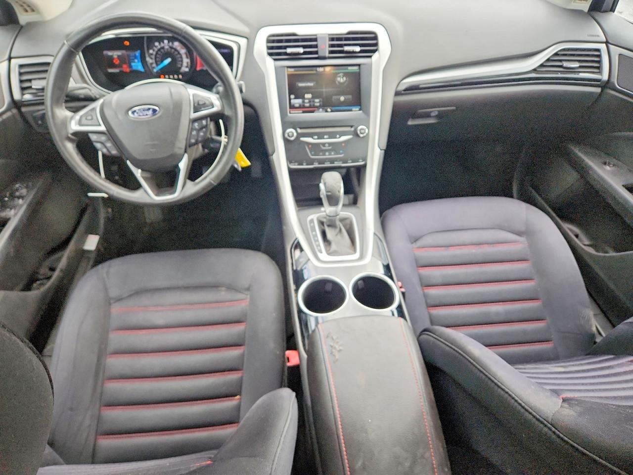 2014 Ford Fusion Se Серый vin: 1FA6P0HDXE5353875