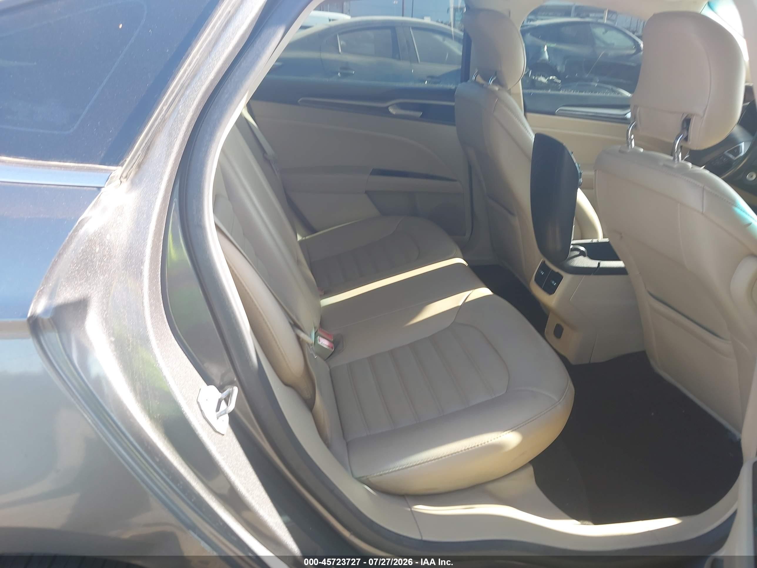 2014 Ford Fusion Se Коричневый vin: 1FA6P0HDXE5362589