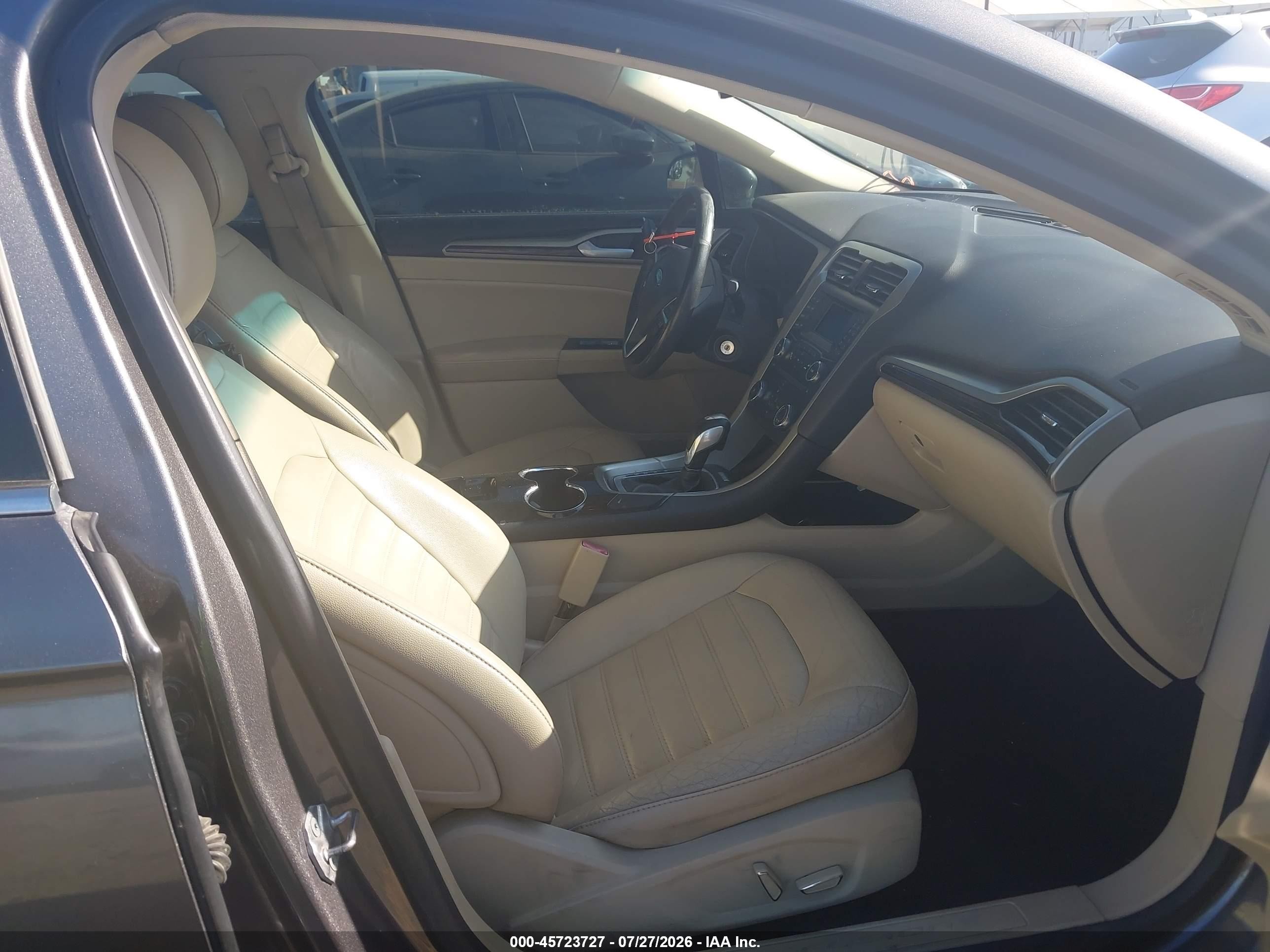 2014 Ford Fusion Se Коричневый vin: 1FA6P0HDXE5362589