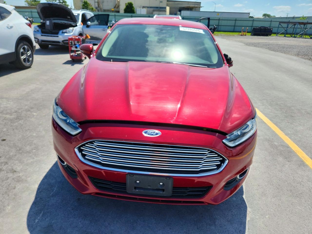 2014 Ford Fusion Se Red vin: 1FA6P0HDXE5386732