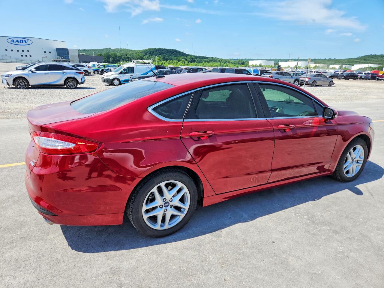 2014 Ford Fusion Se Red vin: 1FA6P0HDXE5386732