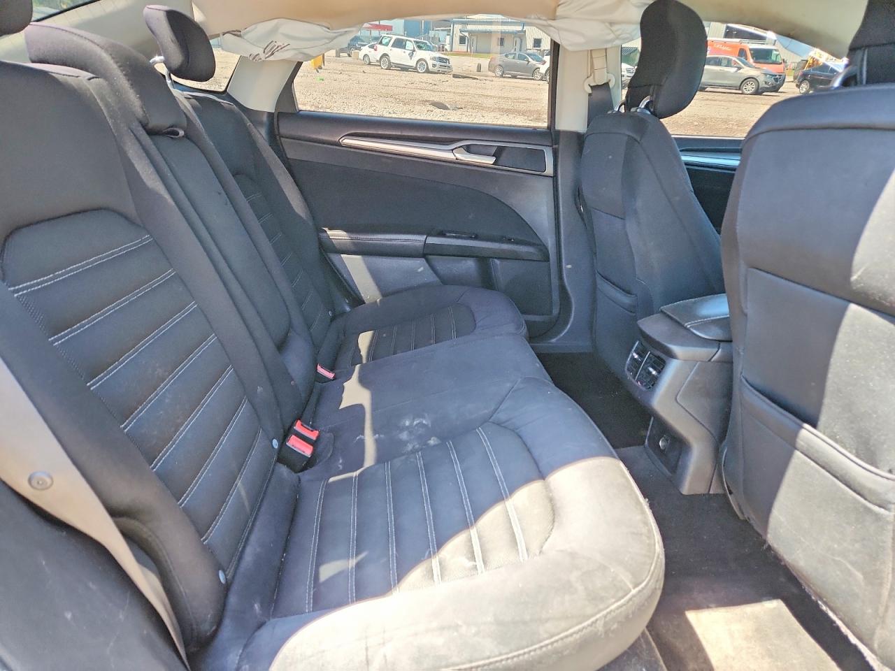 2015 Ford Fusion Se Gray vin: 1FA6P0HDXF5109368