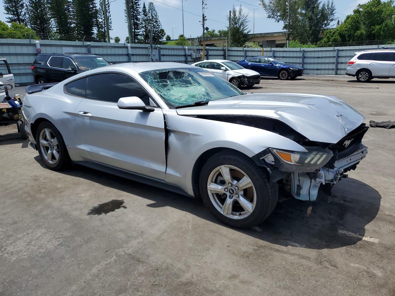 2015 Ford Mustang Silver vin: 1FA6P8AM0F5352308